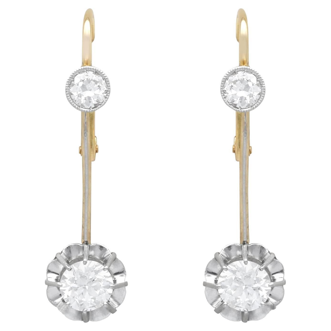 Antichi orecchini a goccia in oro giallo 15k e diamanti da 1,40 ct del 1920 in vendita
