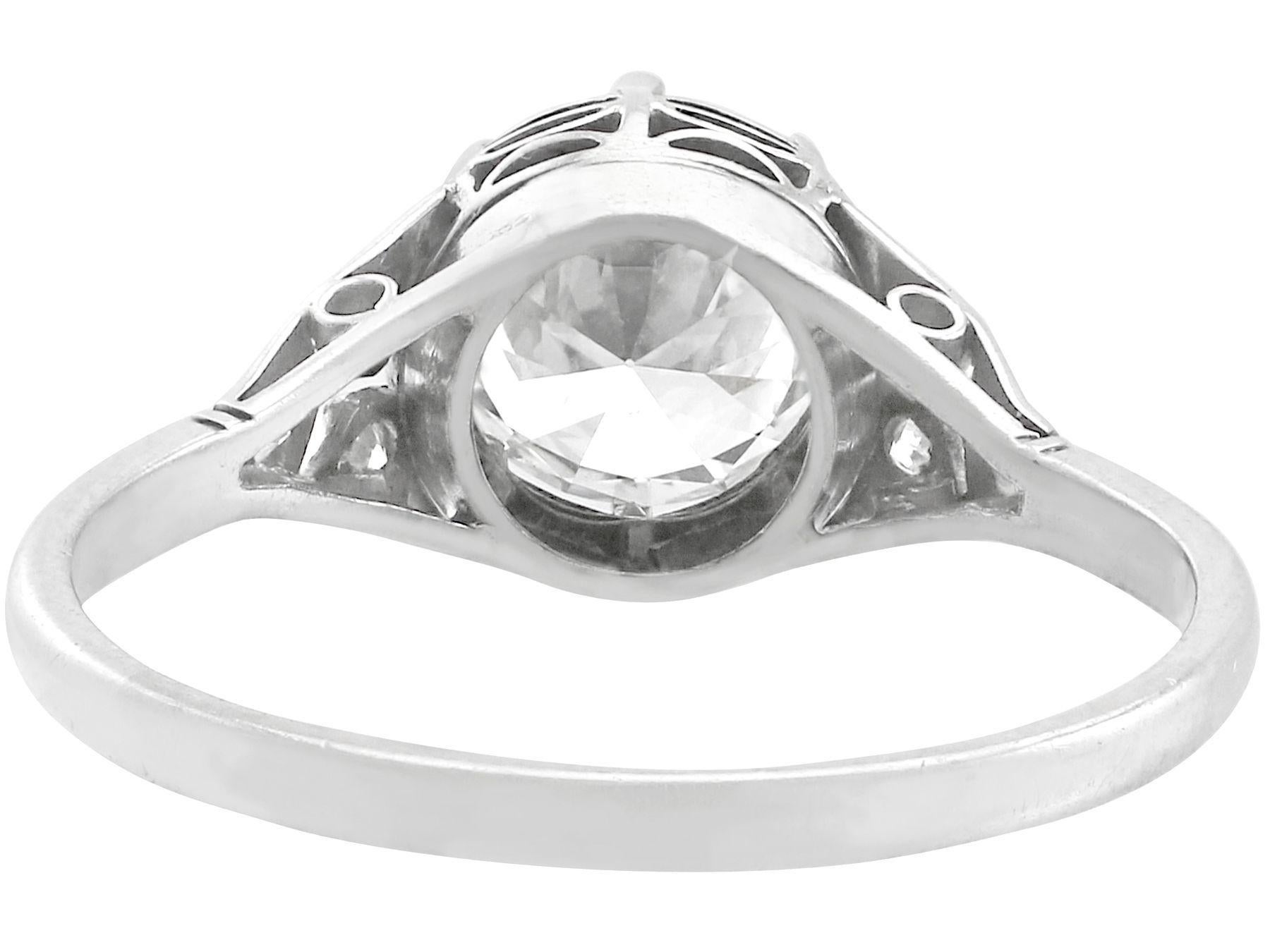 Women's Antique 1920s 1.60 Carat Diamond and White Gold Solitaire Ring