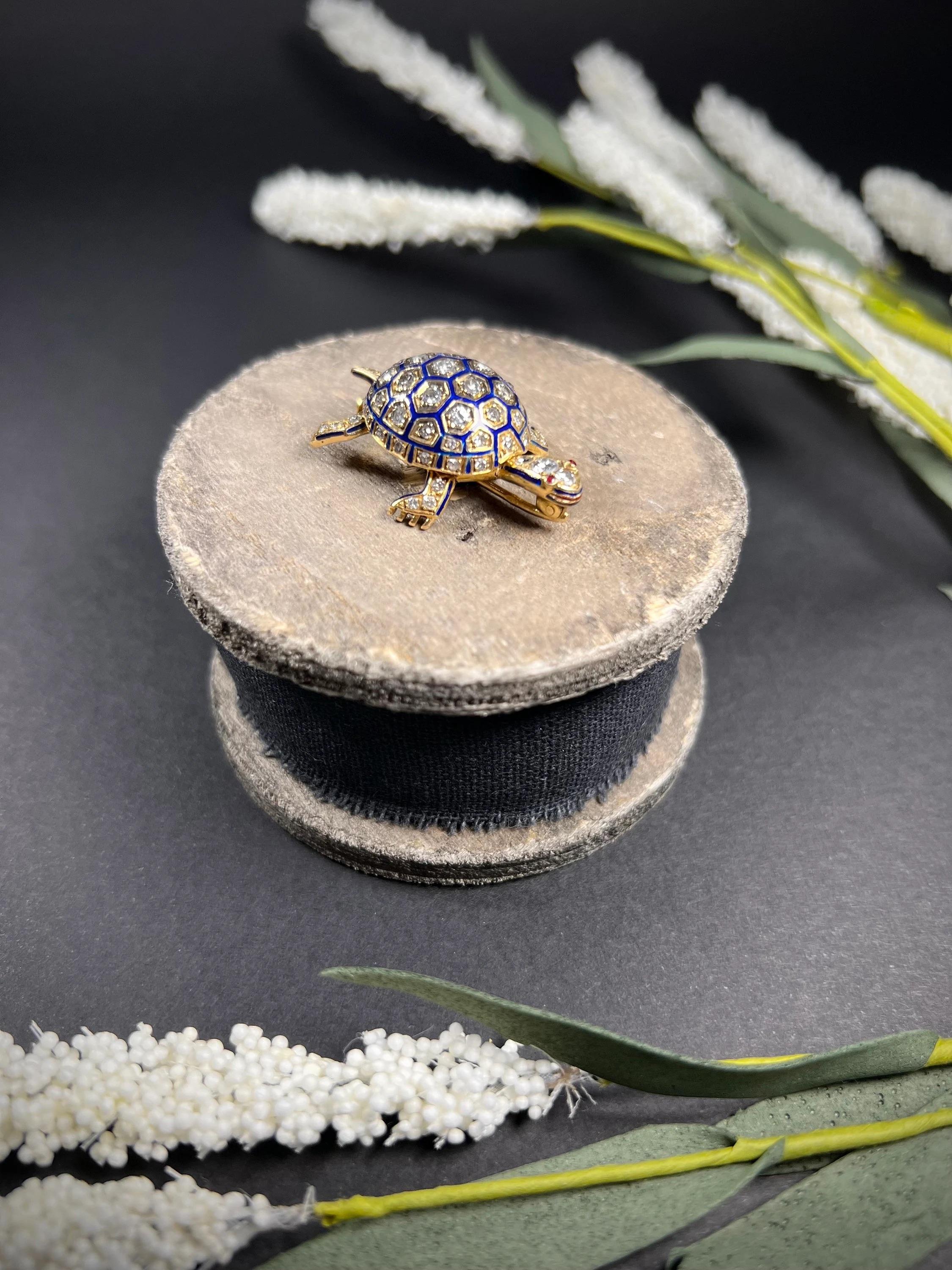 Antique 1920’s 18ct Gold Blue Enamel & Diamond Tortoise Brooch For Sale 2