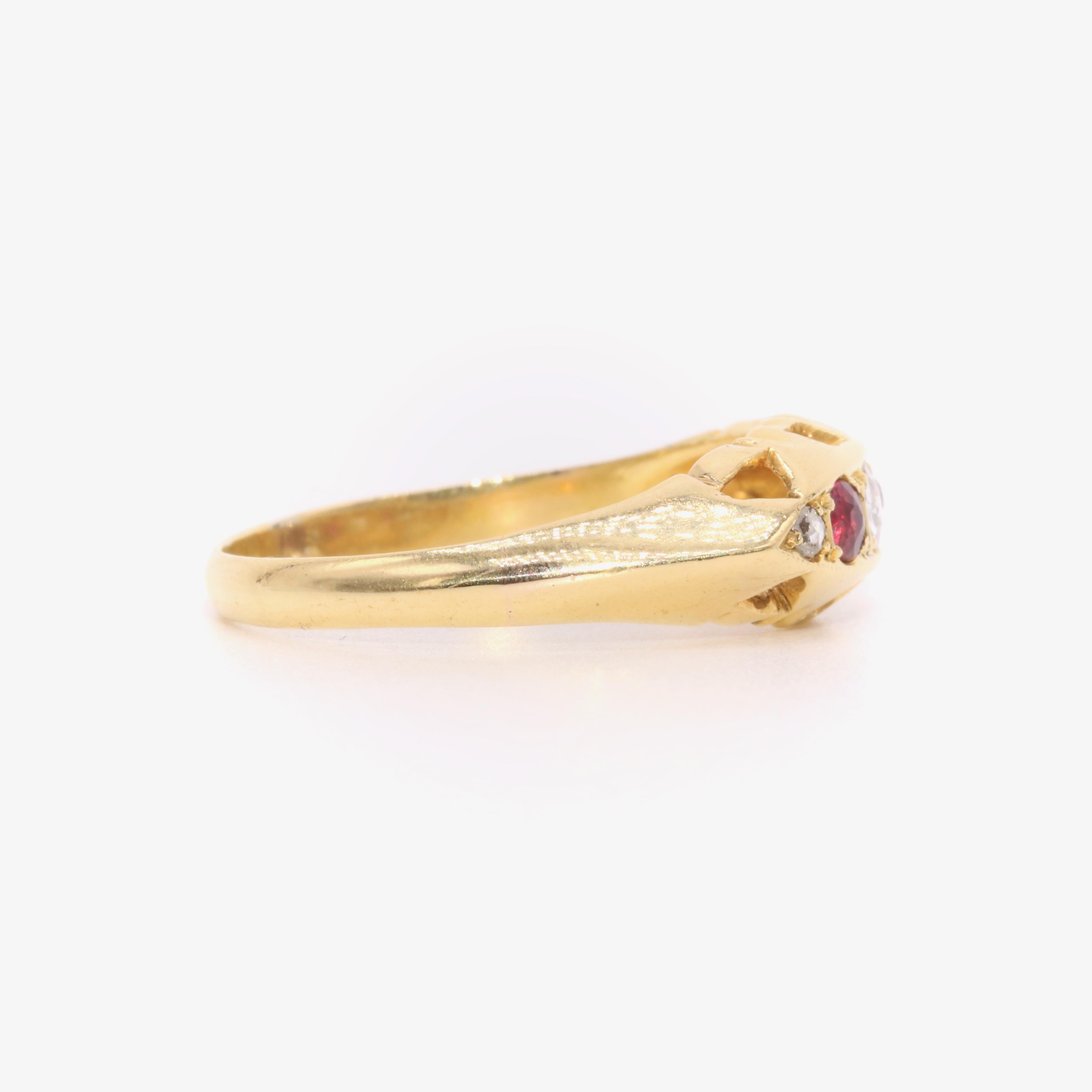 Women's or Men's Antique 1920s 18K Yellow Gold 0.25tgw Ruby and Old Cut Diamond 5 Stone Ring For Sale