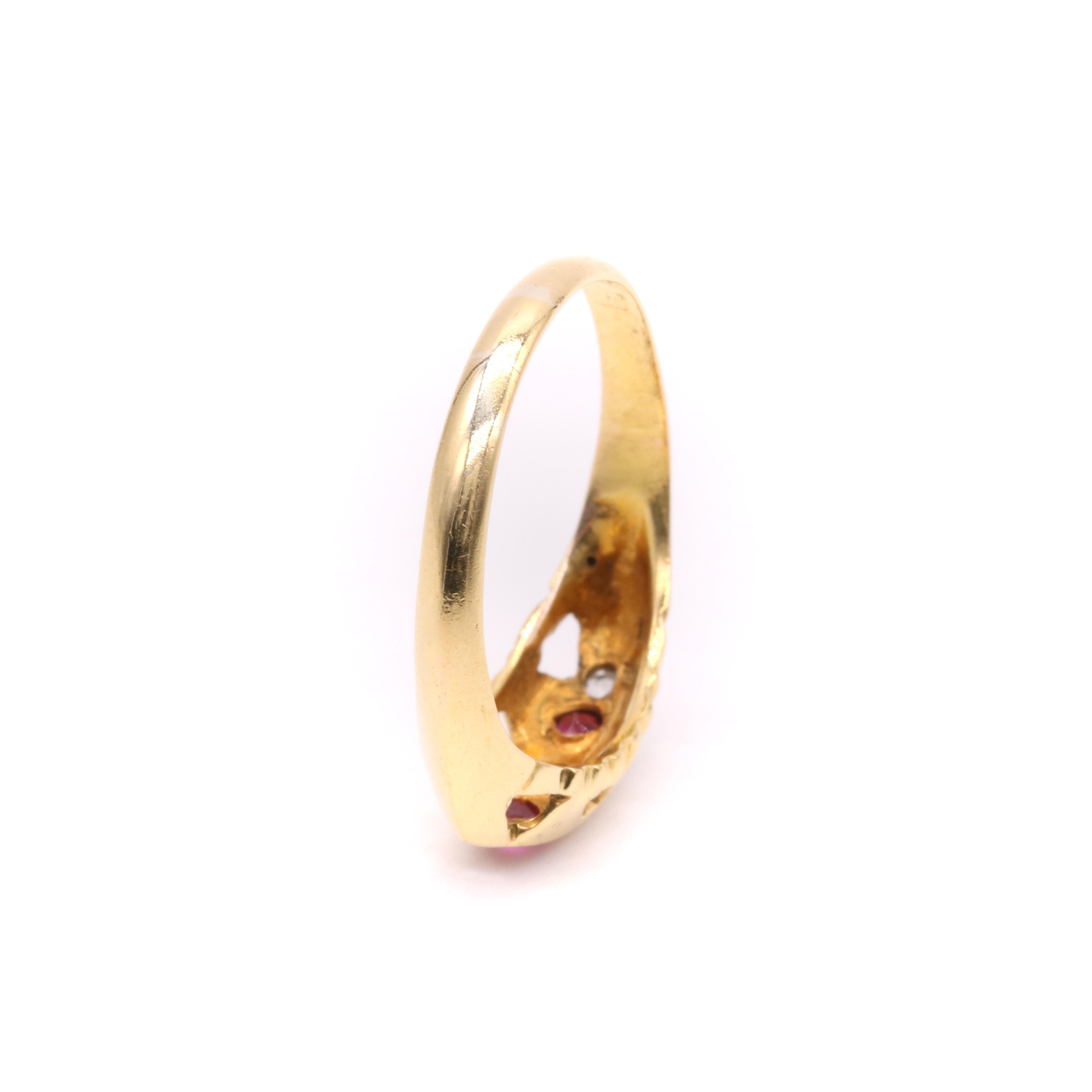 Antique 1920s 18K Yellow Gold 0.25tgw Ruby and Old Cut Diamond 5 Stone Ring For Sale 3
