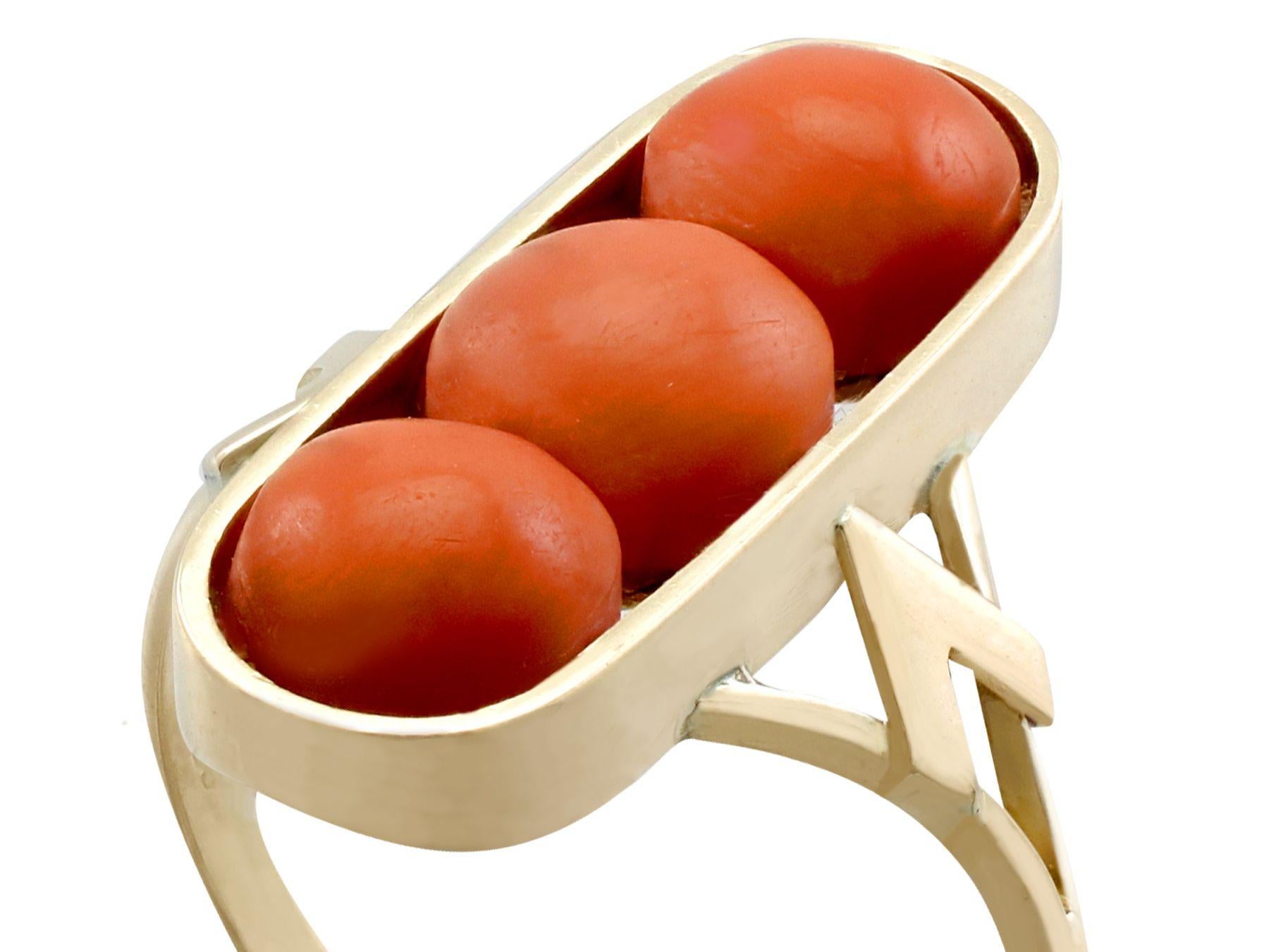 Round Cut Antique 1920s 3.60 Carat Coral and Yellow Gold Cocktail Ring For Sale