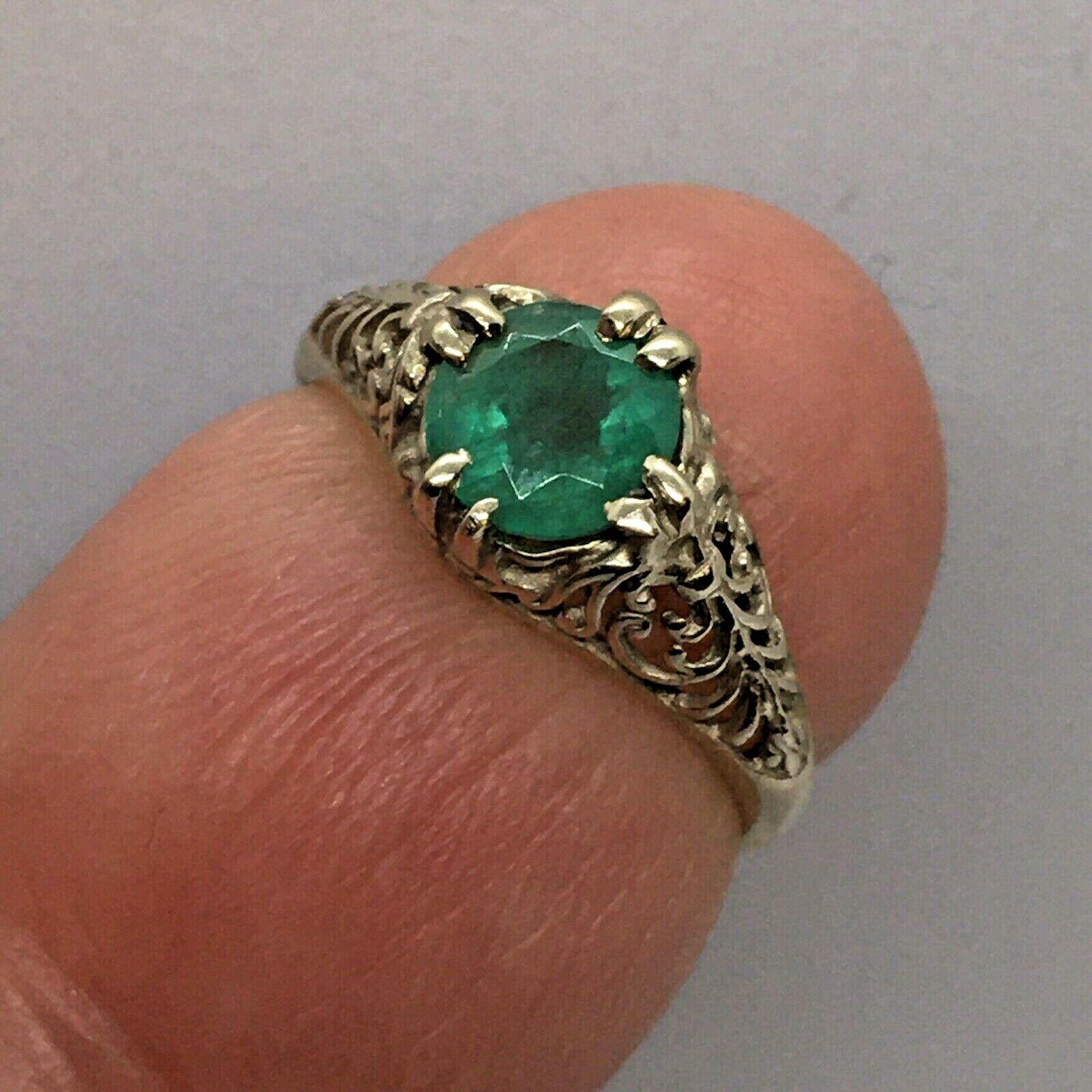 Antique 1920s Round Colombian Emerald 14k White Gold Filigree Ring 2