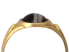 Antique 1920s Agate and Yellow Gold Cocktail Ring