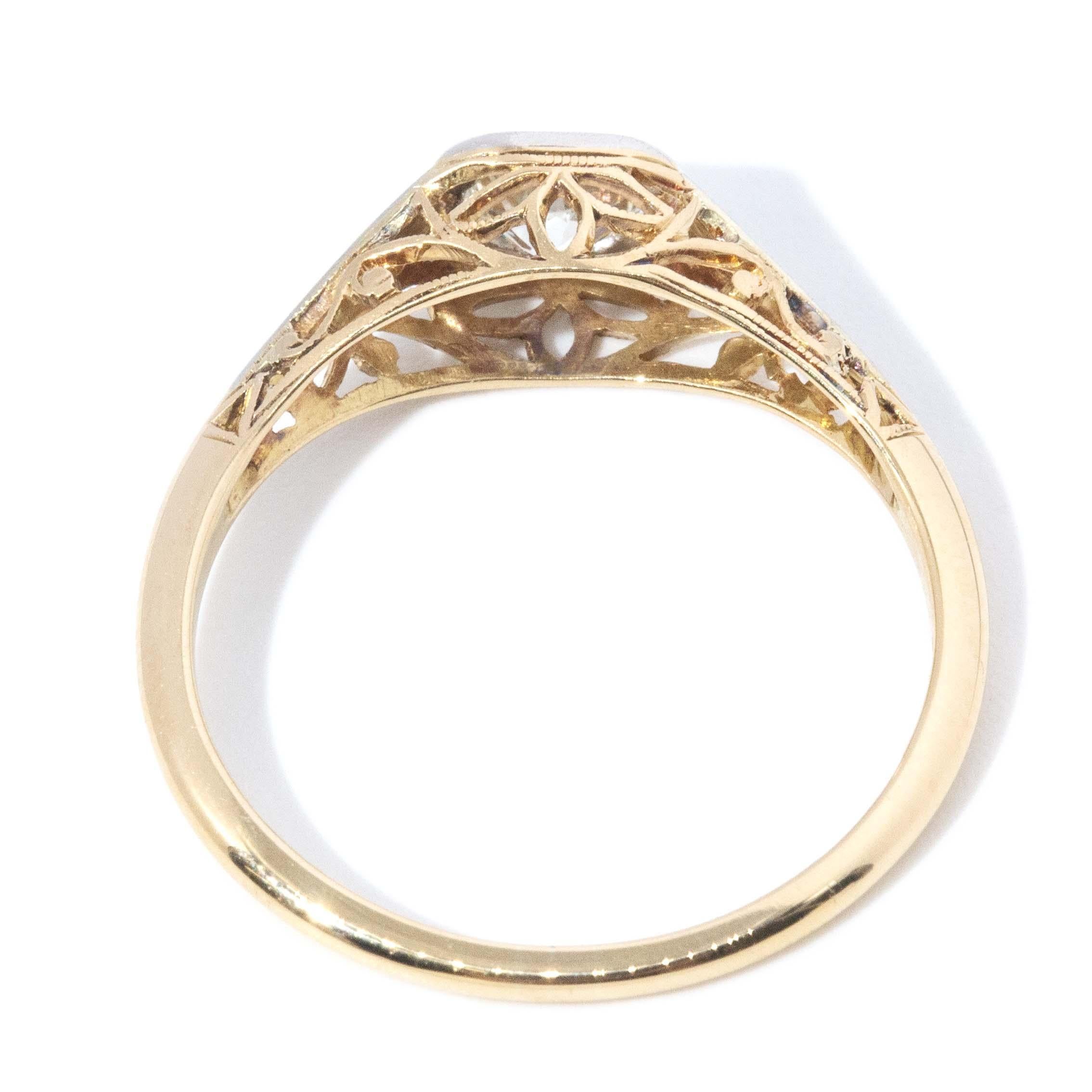Antique 1920s Antique Old Cut Diamond Platinum & 18 Carat Gold Ring in vendita 2