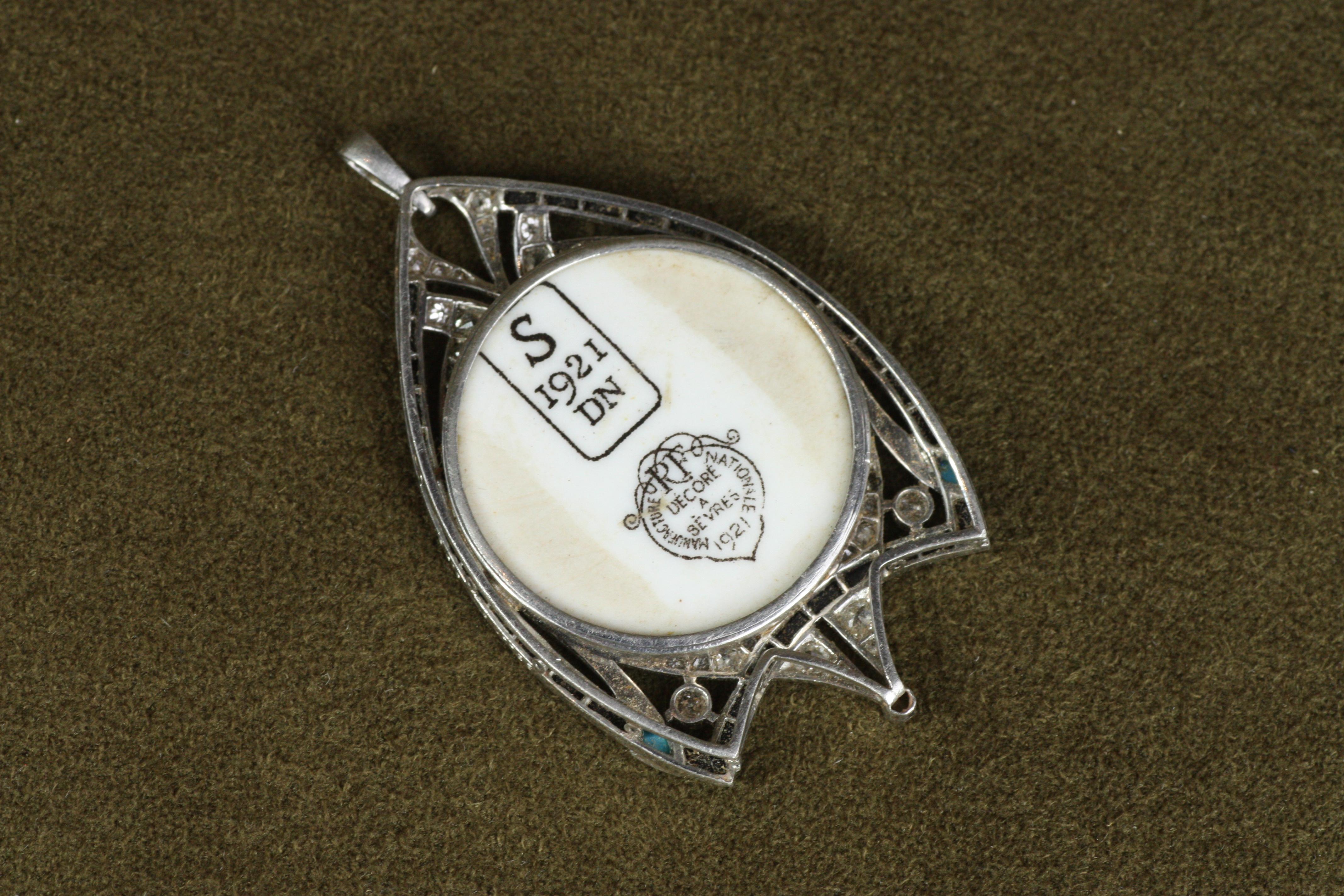 Antiguo Colgante Art Decó de Porcelana Décoré a Sévrés de los años 20 en venta 1