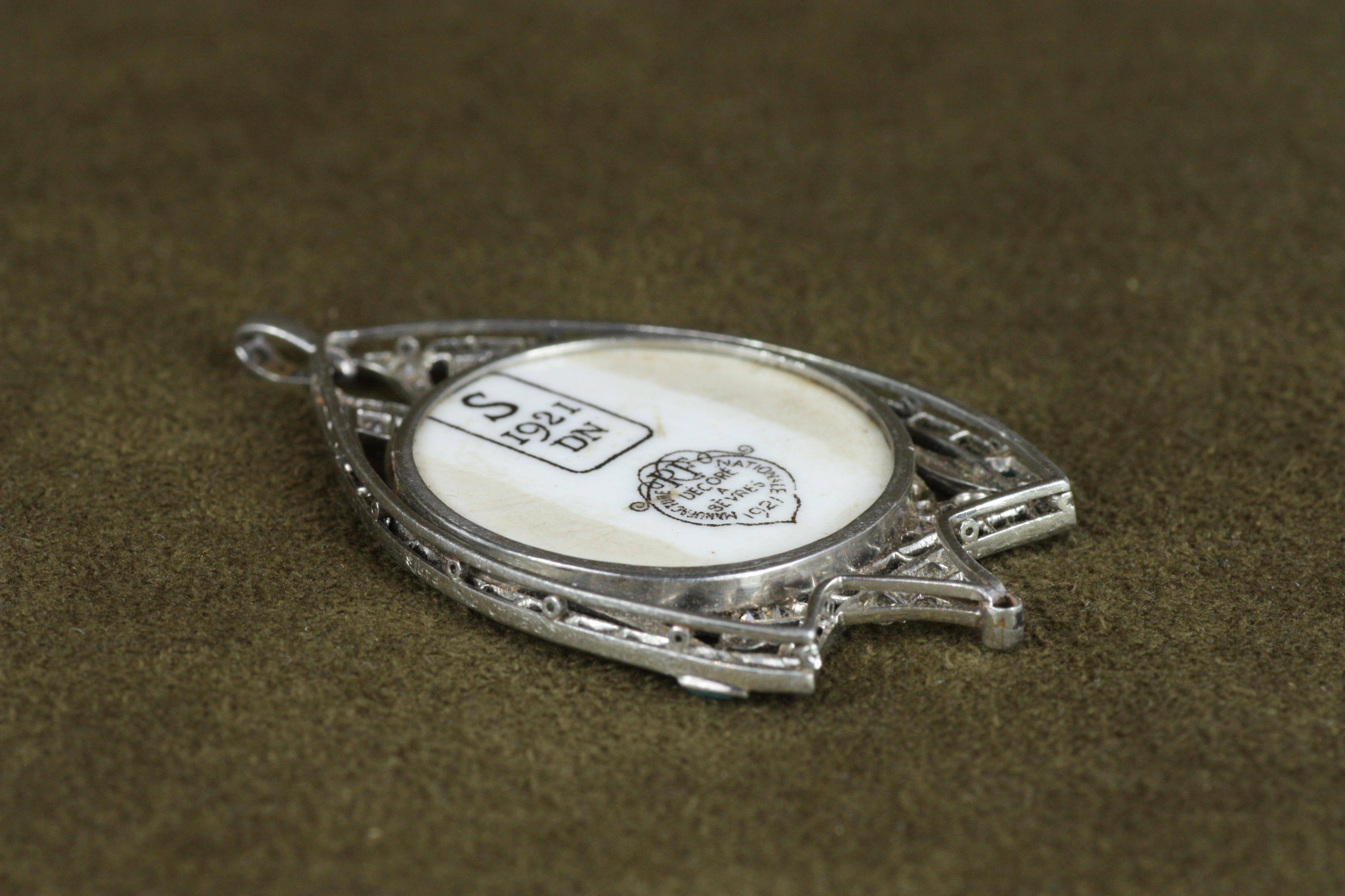 Antiguo Colgante Art Decó de Porcelana Décoré a Sévrés de los años 20 en venta 3