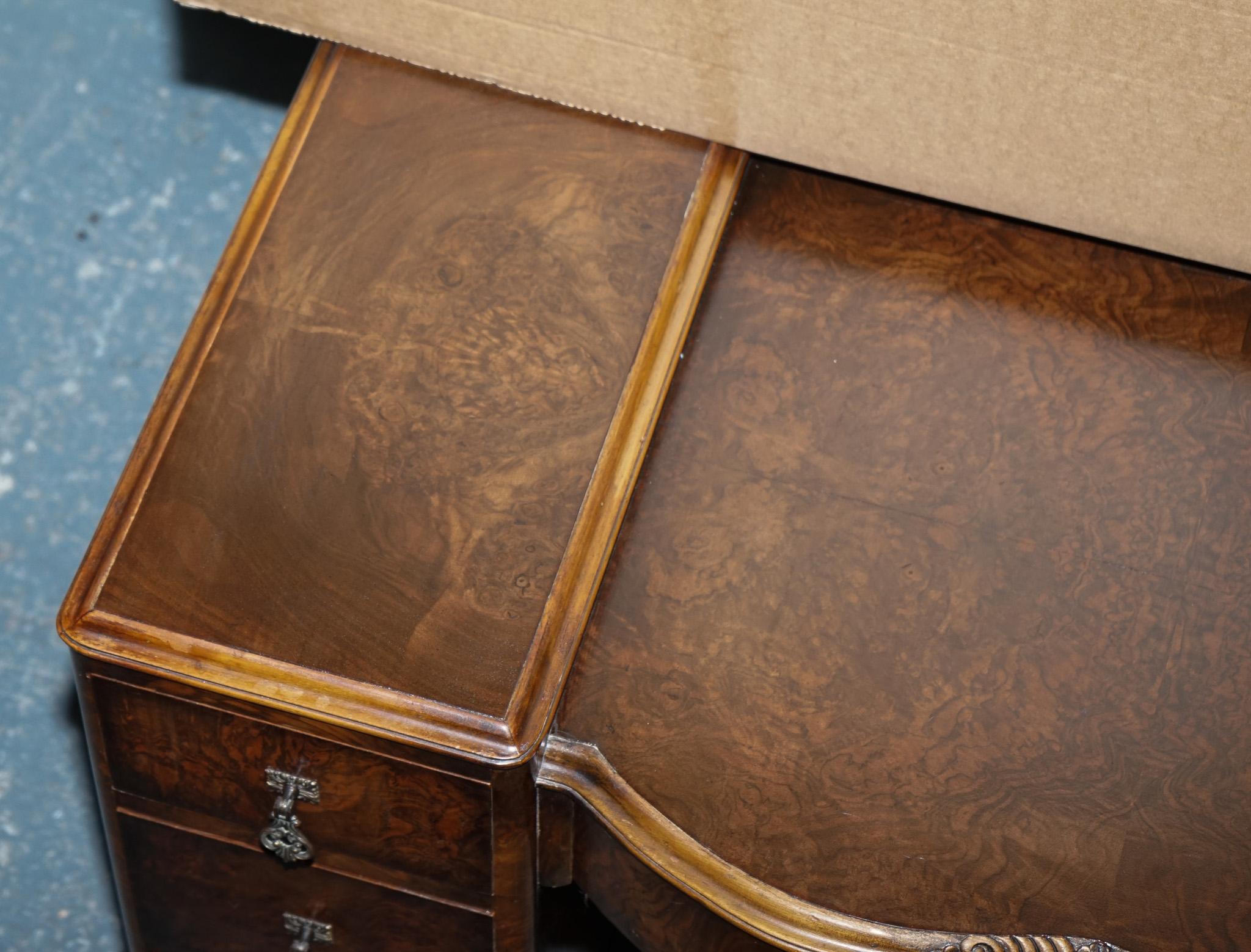 ANTIQUE 1920'S ART DECO BURR WALNUT DRESSING TABLE WITH LARGE MiRROR For Sale 2
