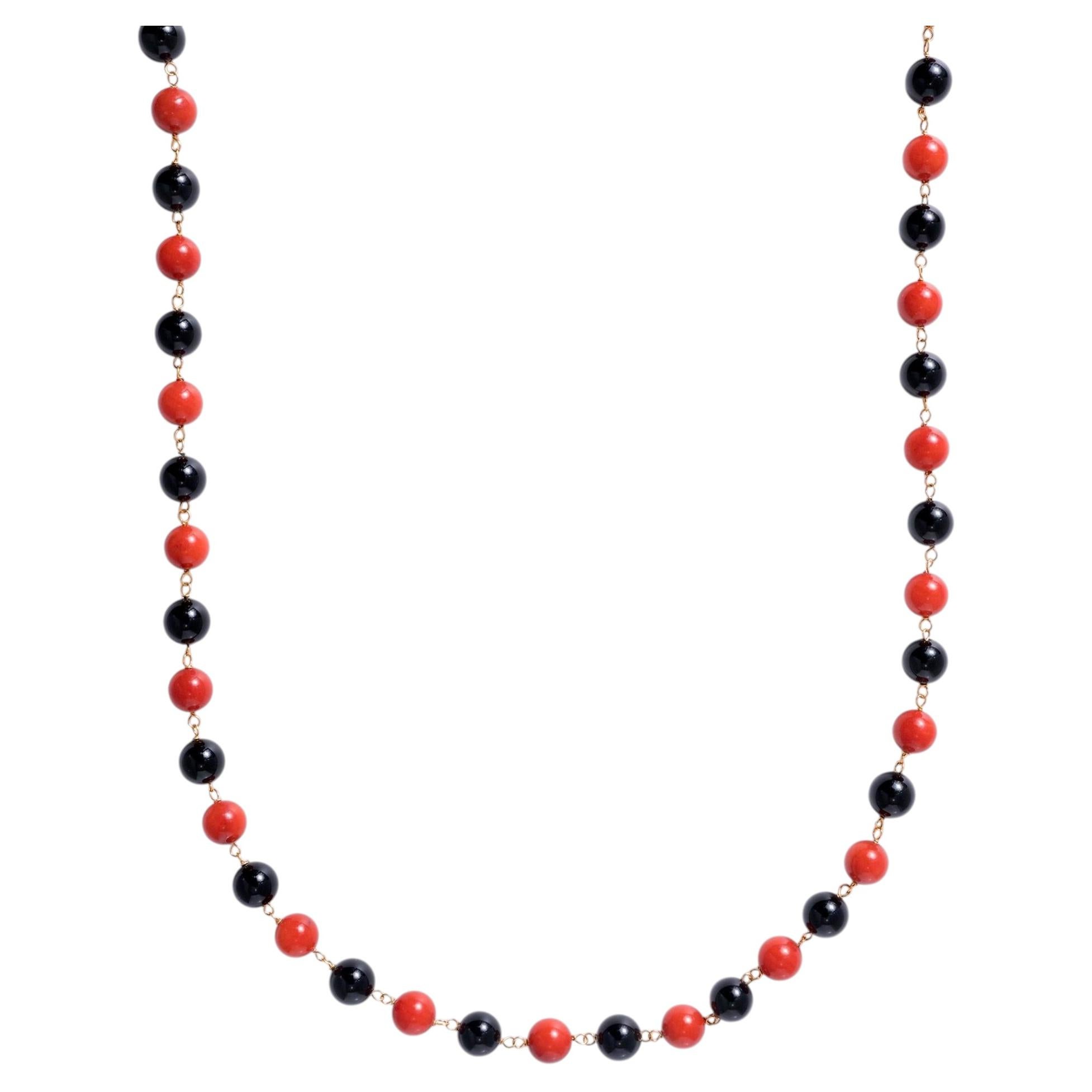Antique 1920s Art Deco Coral and Onyx Beads Necklace And Bracelet Set