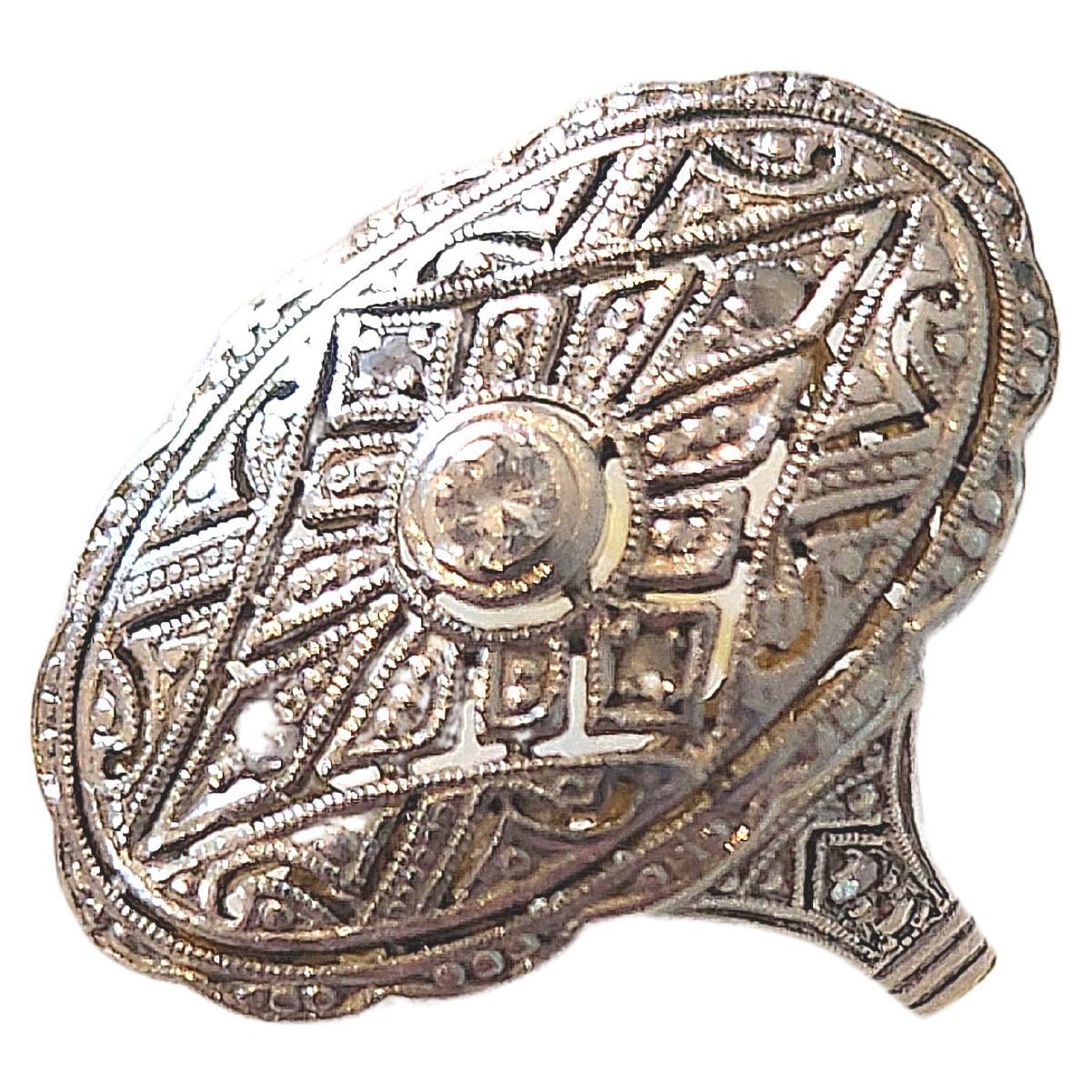 Antique 1920s Art Deco Diamond Gold Ring 4