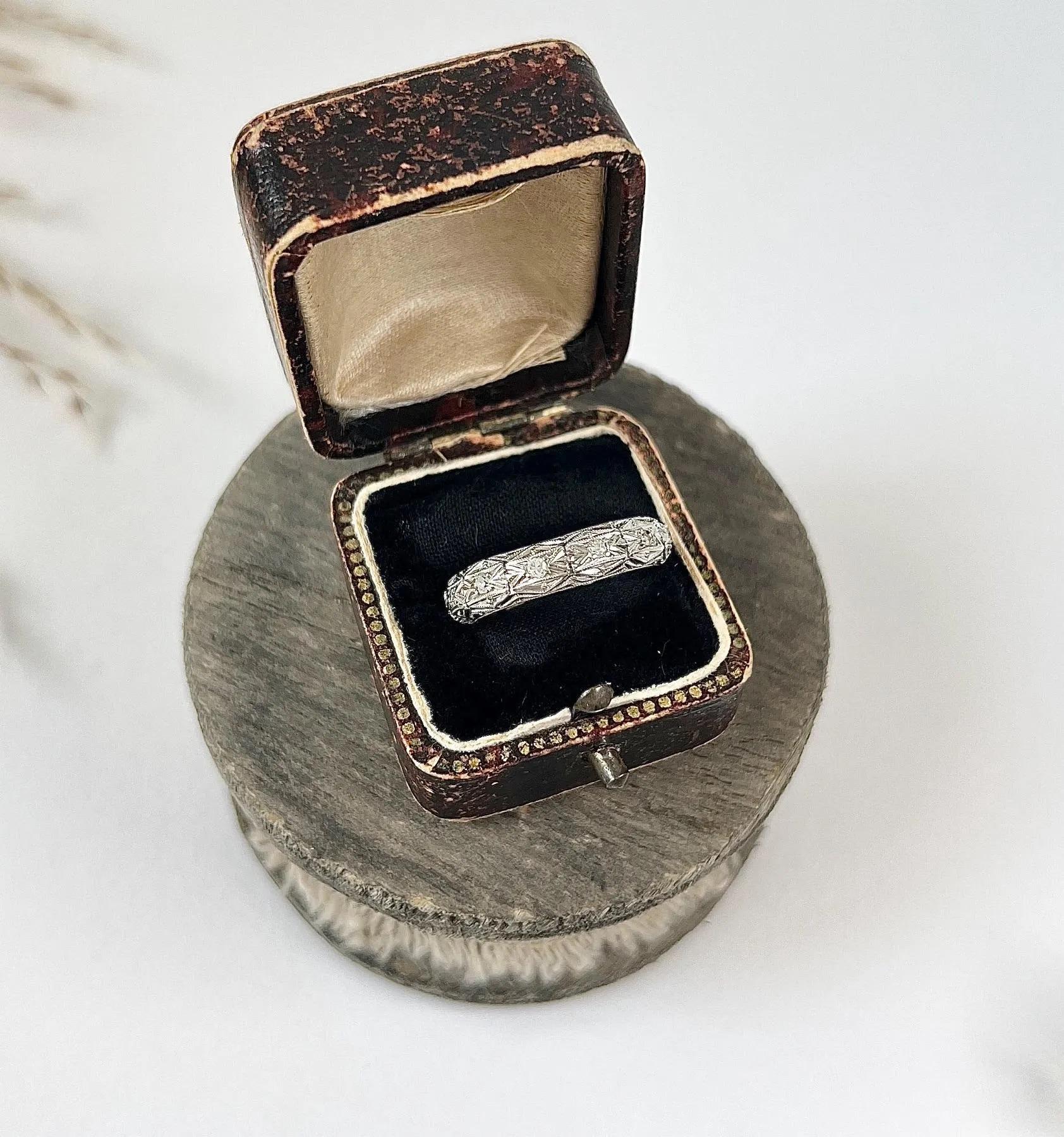 Antique 1920s, Art Deco Fancy Diamond Platinum Wedding Band, Eternity Ring For Sale 5