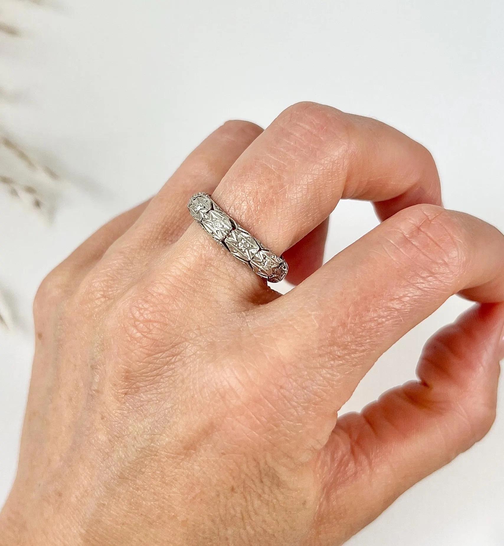 Antique 1920s, Art Deco Fancy Diamond Platinum Wedding Band, Eternity Ring For Sale 1