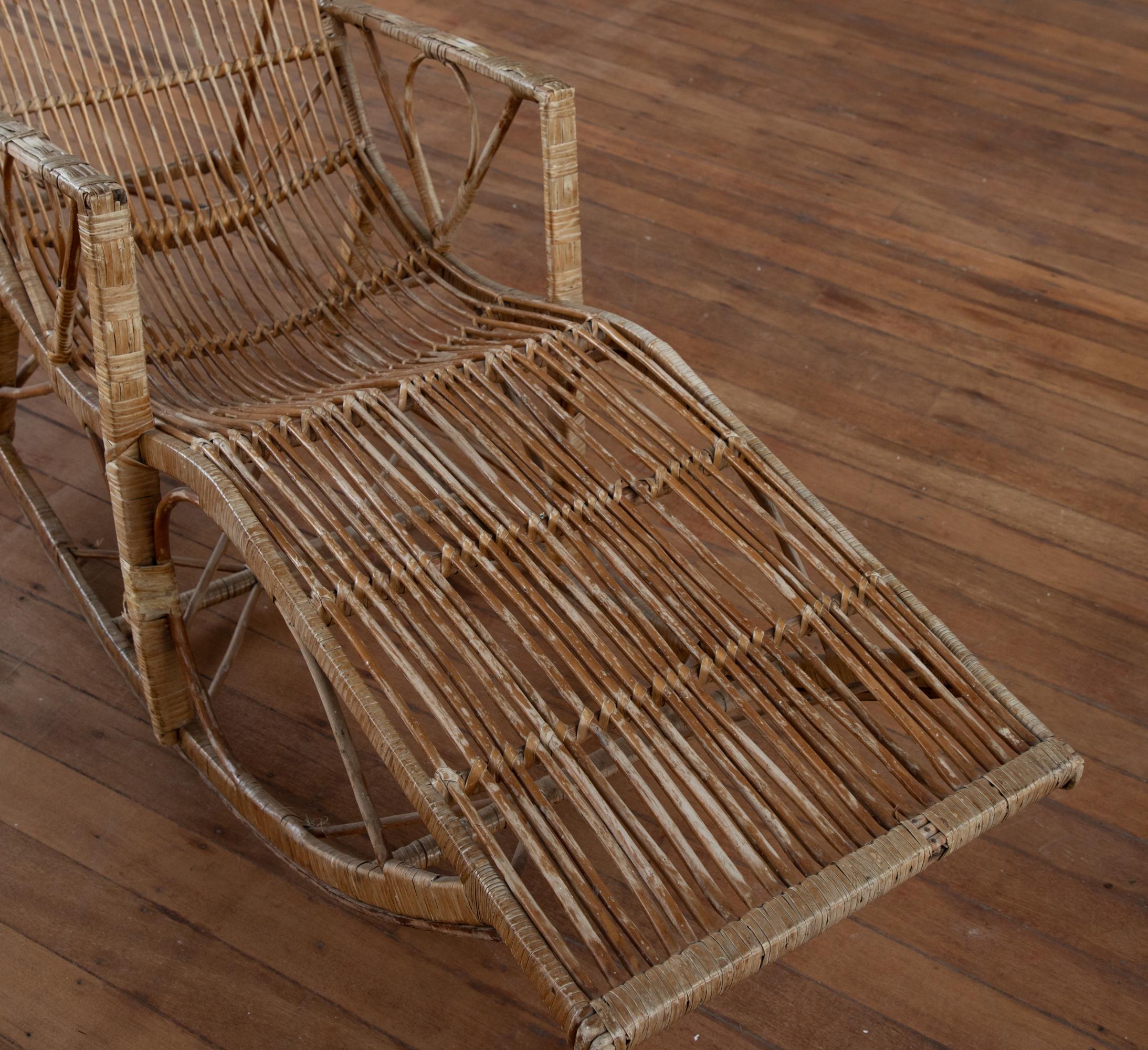 Ancienne chaise longue en bambou des années 1920, chaise à vapeur en vente 9