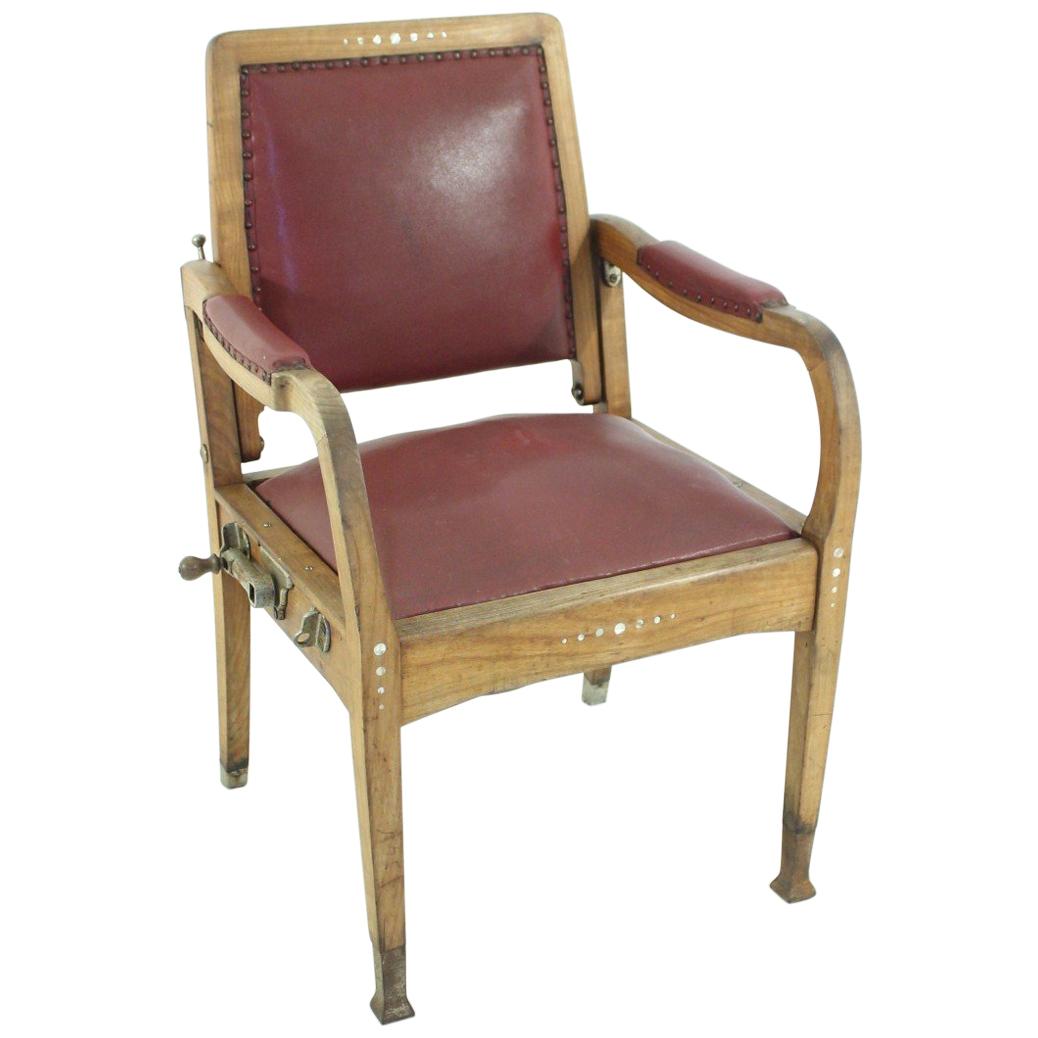 Antique 1920s Barber Chair For Sale