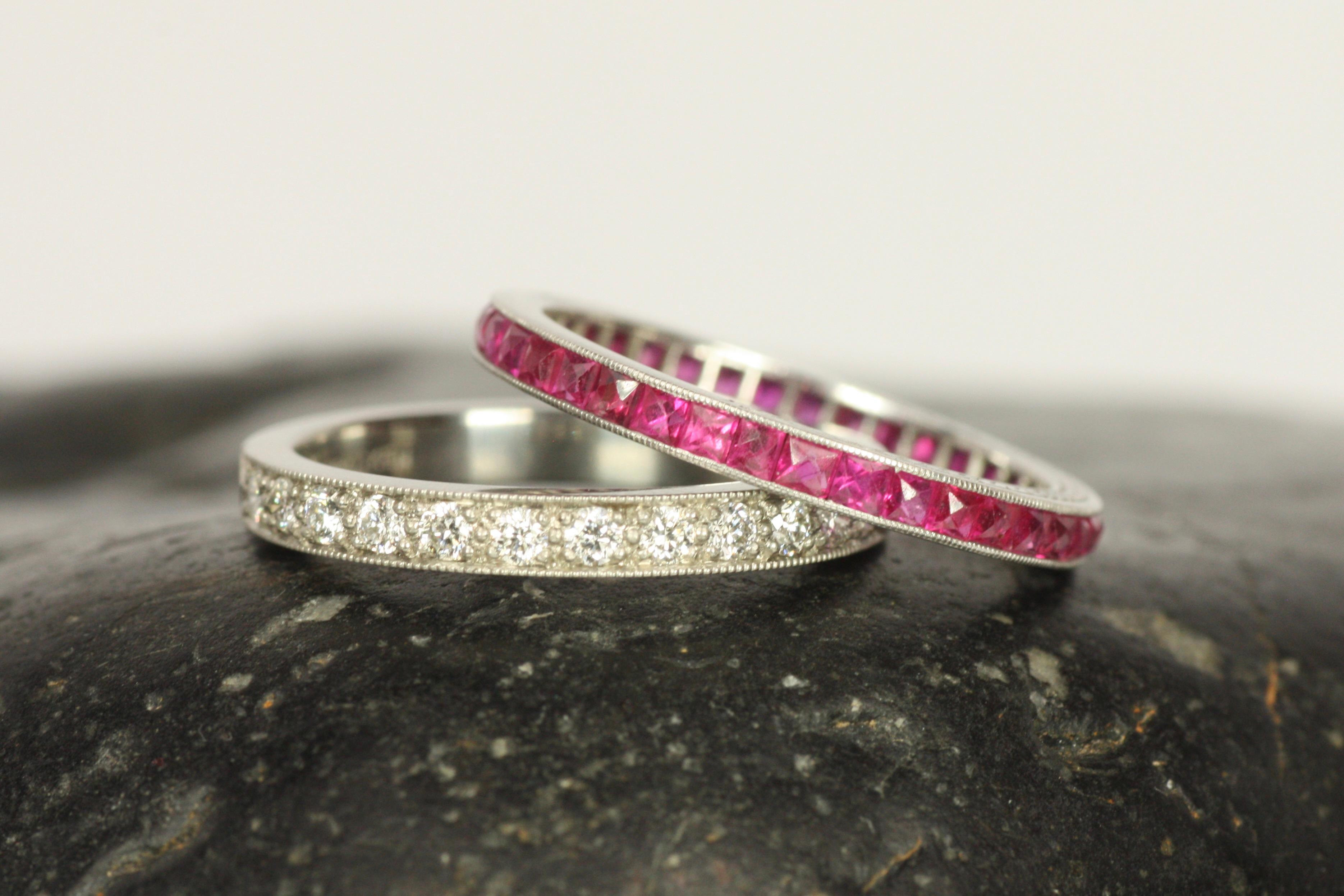 Antique 1920s Burmese Ruby Platinum Engraved Eternity Ring In Good Condition For Sale In Santa Monica, CA