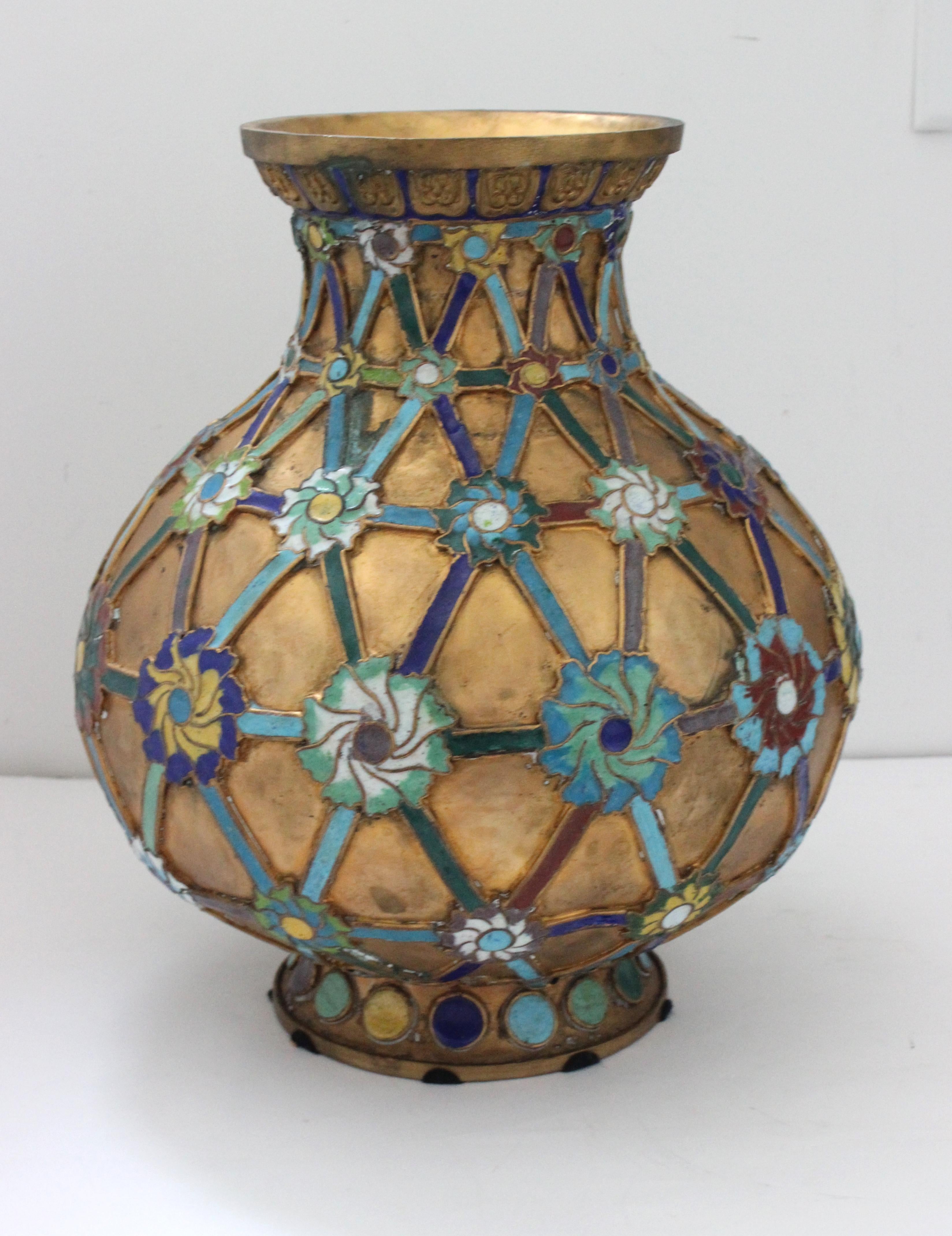 are cloisonne vases valuable