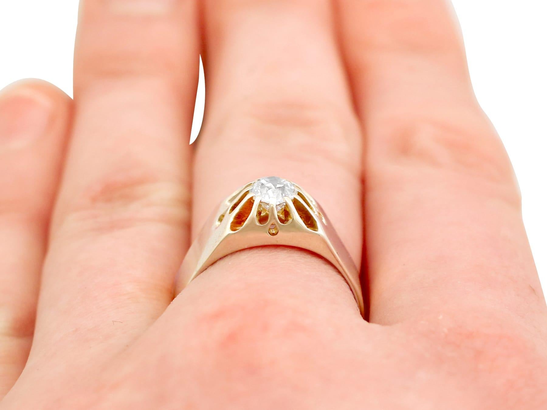 Antique 1920s Diamond and Rose Gold Solitaire Ring For Sale 2