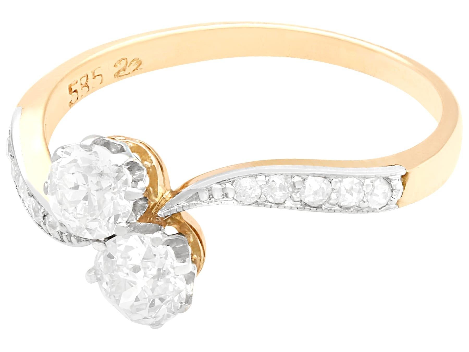 Ein feiner und beeindruckender antiker Ring aus 0,97 Karat Diamanten und 14 Karat Gelbgold mit einer Platinfassung; Teil unserer vielfältigen Antikschmuck- und Nachlassschmuckkollektionen.

Dieser beeindruckende antike Diamantring ist aus 14 Karat