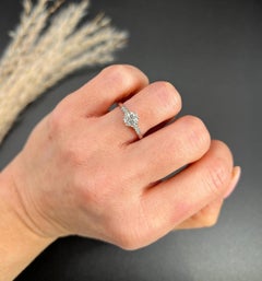 Antique 1920s Diamonds 0.95ct Total Set in New Platinum Engagement Ring Mount