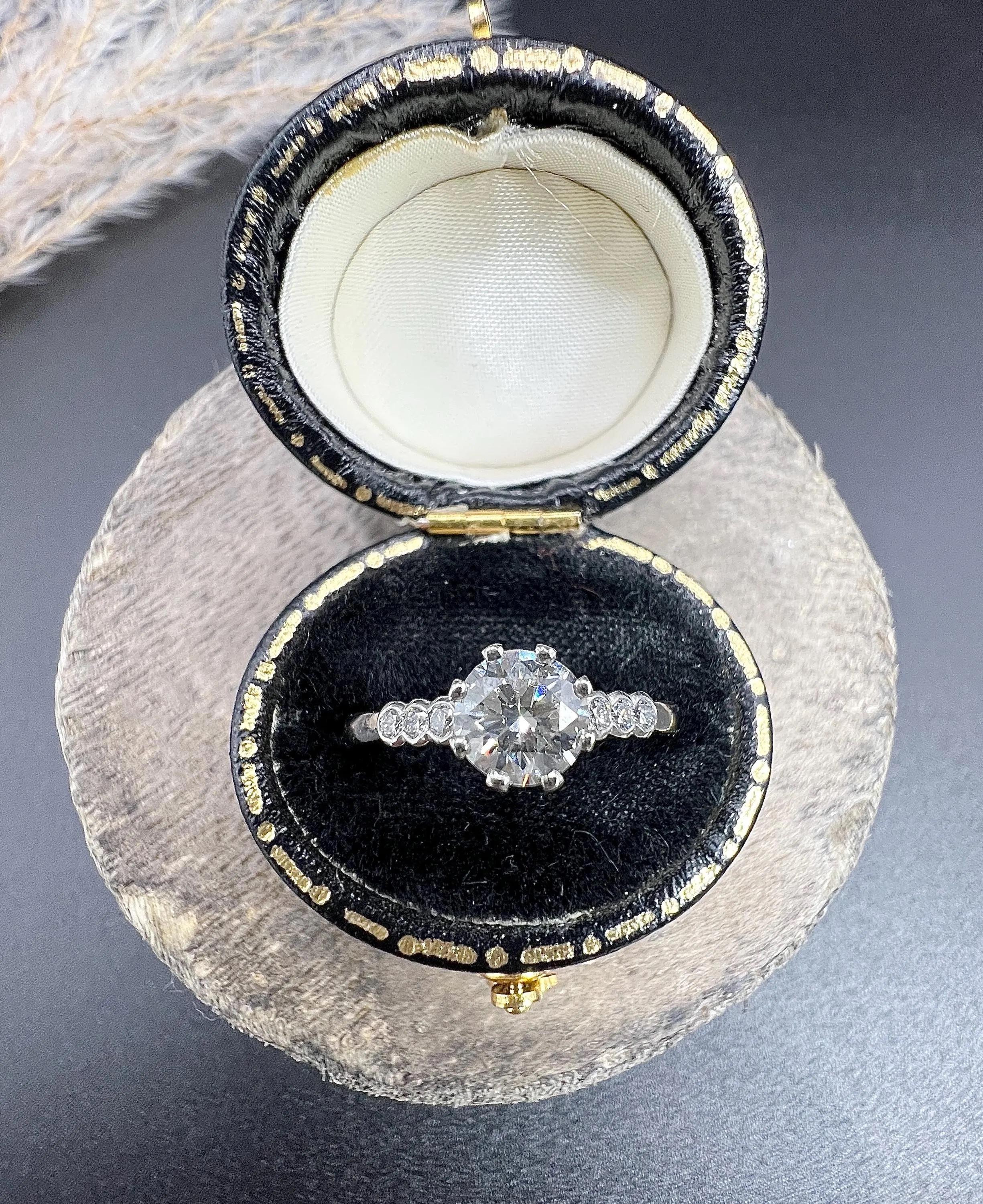 Antique 1920s Diamonds 0.95ct Total Set in New Platinum Engagement Ring Mount For Sale 1