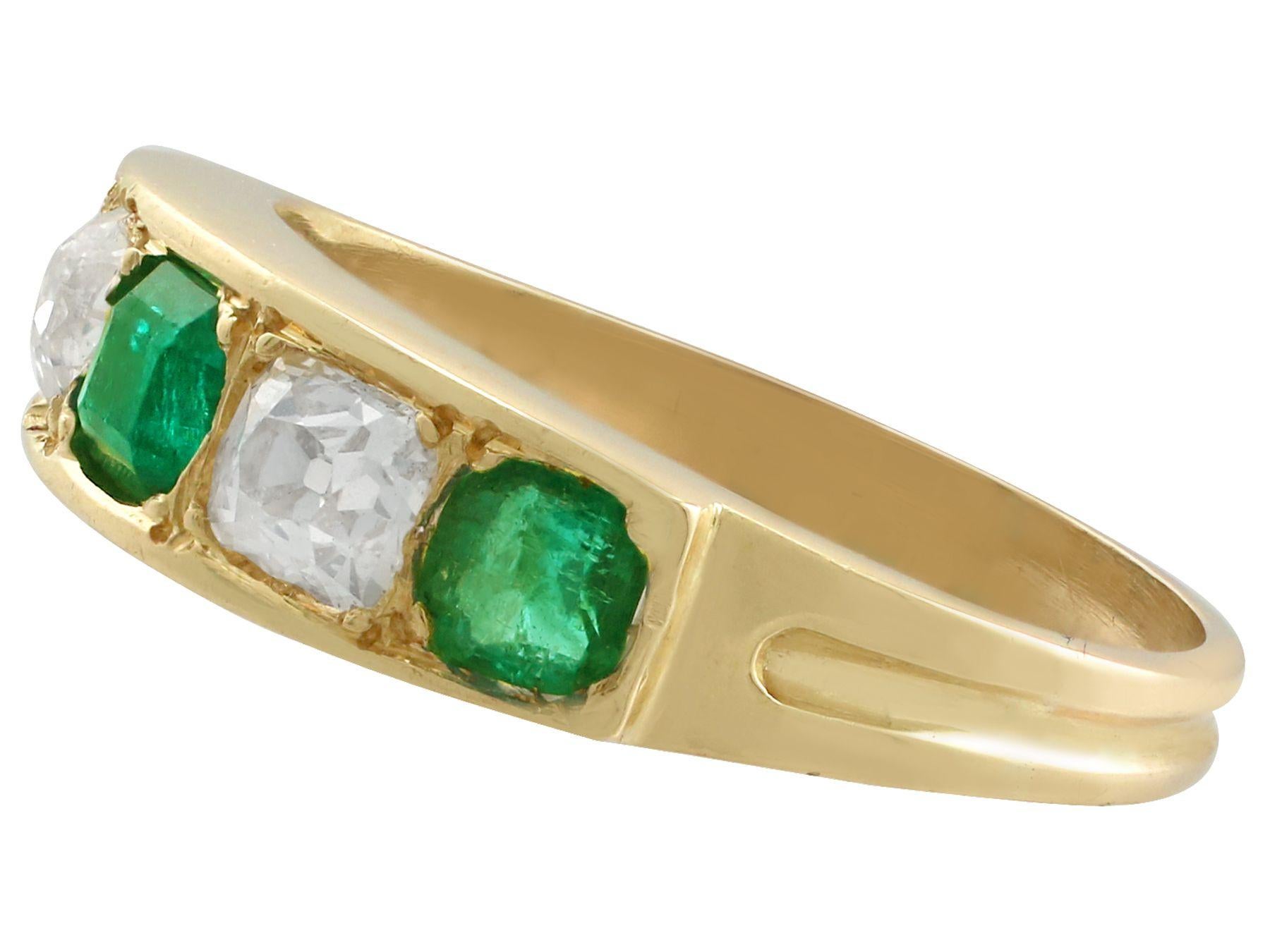 Antique 1920s Emerald and Diamond Yellow Gold Ring In Excellent Condition In Jesmond, Newcastle Upon Tyne