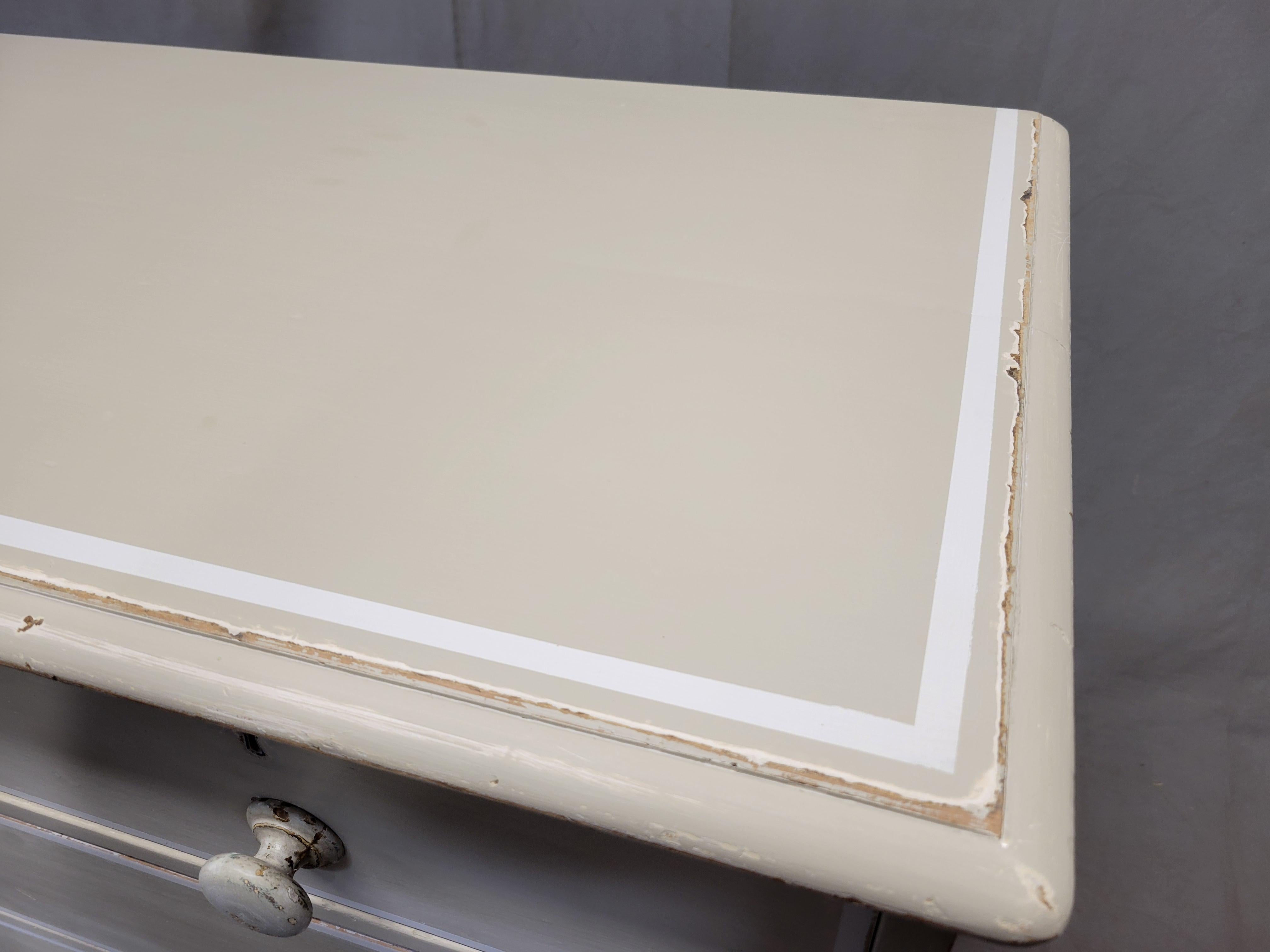Antique 1920s English Dresser Chest of Drawers with Old Cream and White Paint For Sale 8