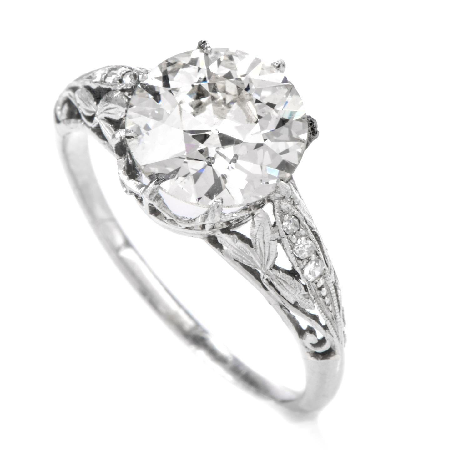 Women's Antique 1920s European Cut Diamond Filigree Platinum Engagement Ring