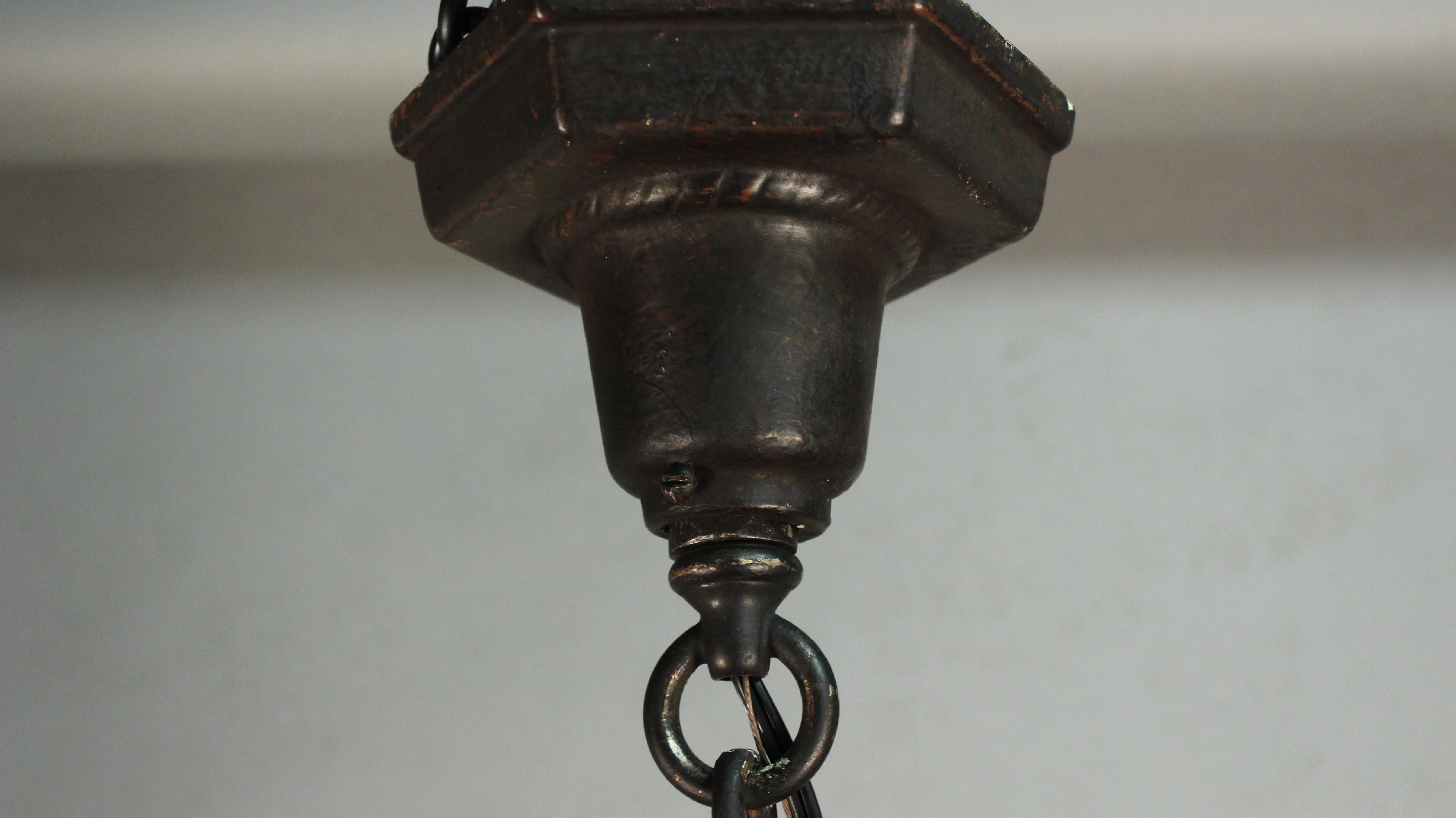 Antique 1920s Exterior Spanish Revival English Tudor Iron Lantern (Nordamerikanisch)