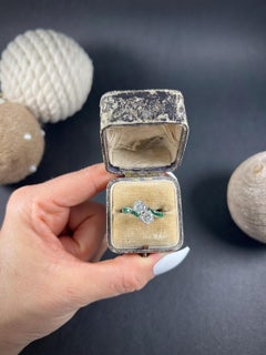 Antique 1920s French, Platinum Emerald & Diamond Moi et Toi Ring