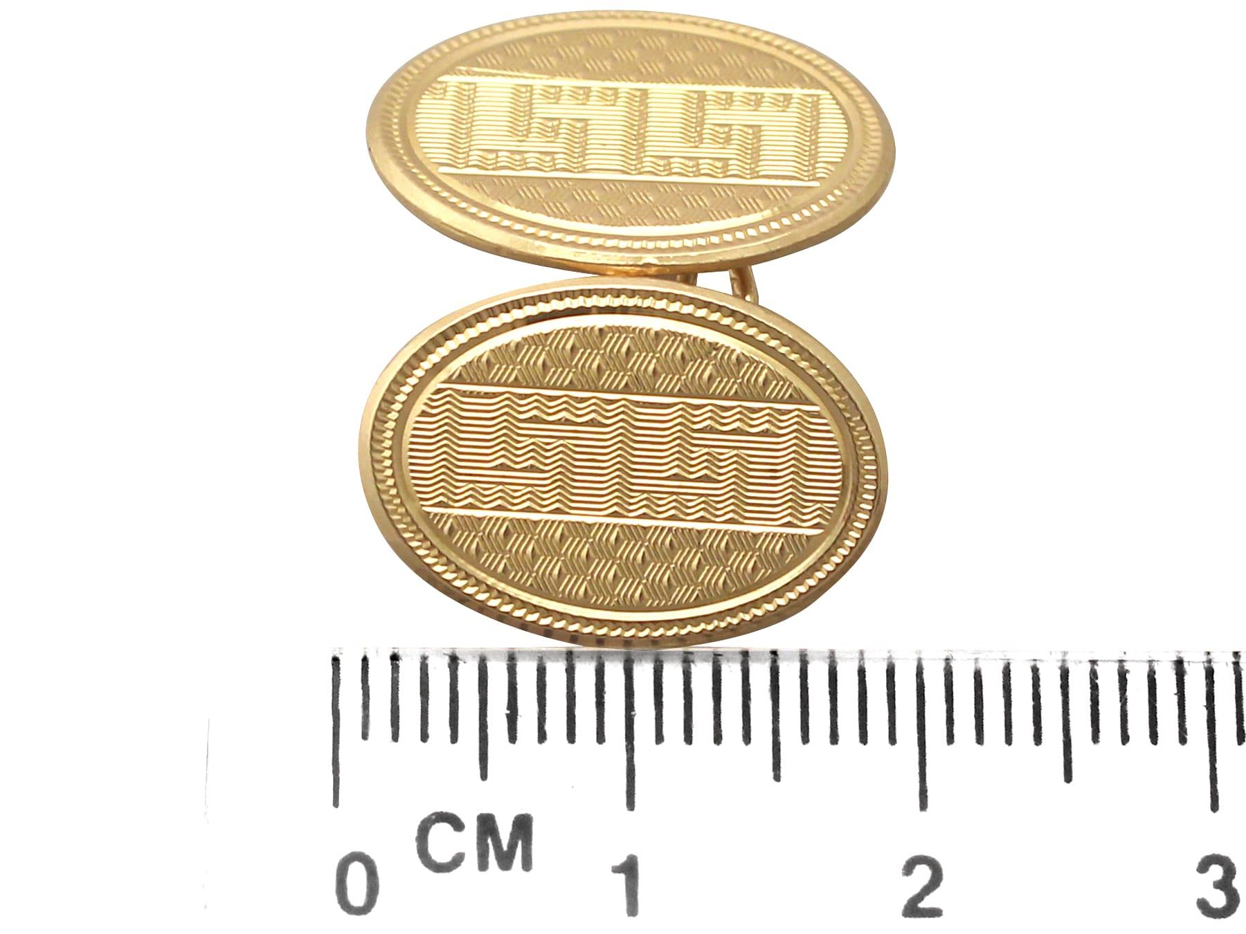 Boutons de manchette anciens en or jaune pour hommes des années 1920 en vente 2