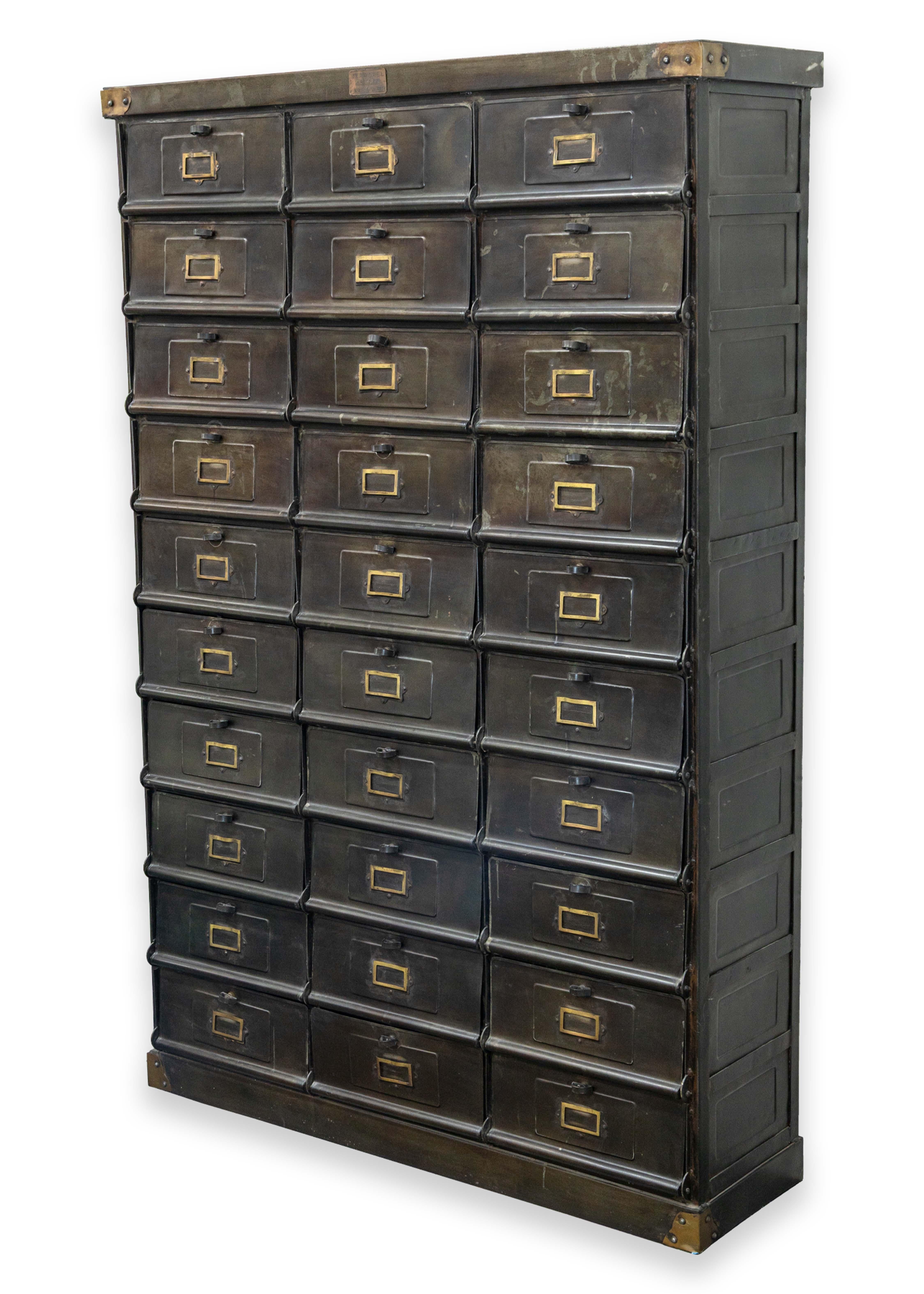 Antique 1920s Industrial French Steel Cabinet by Strafor of Strasbourg For Sale 6