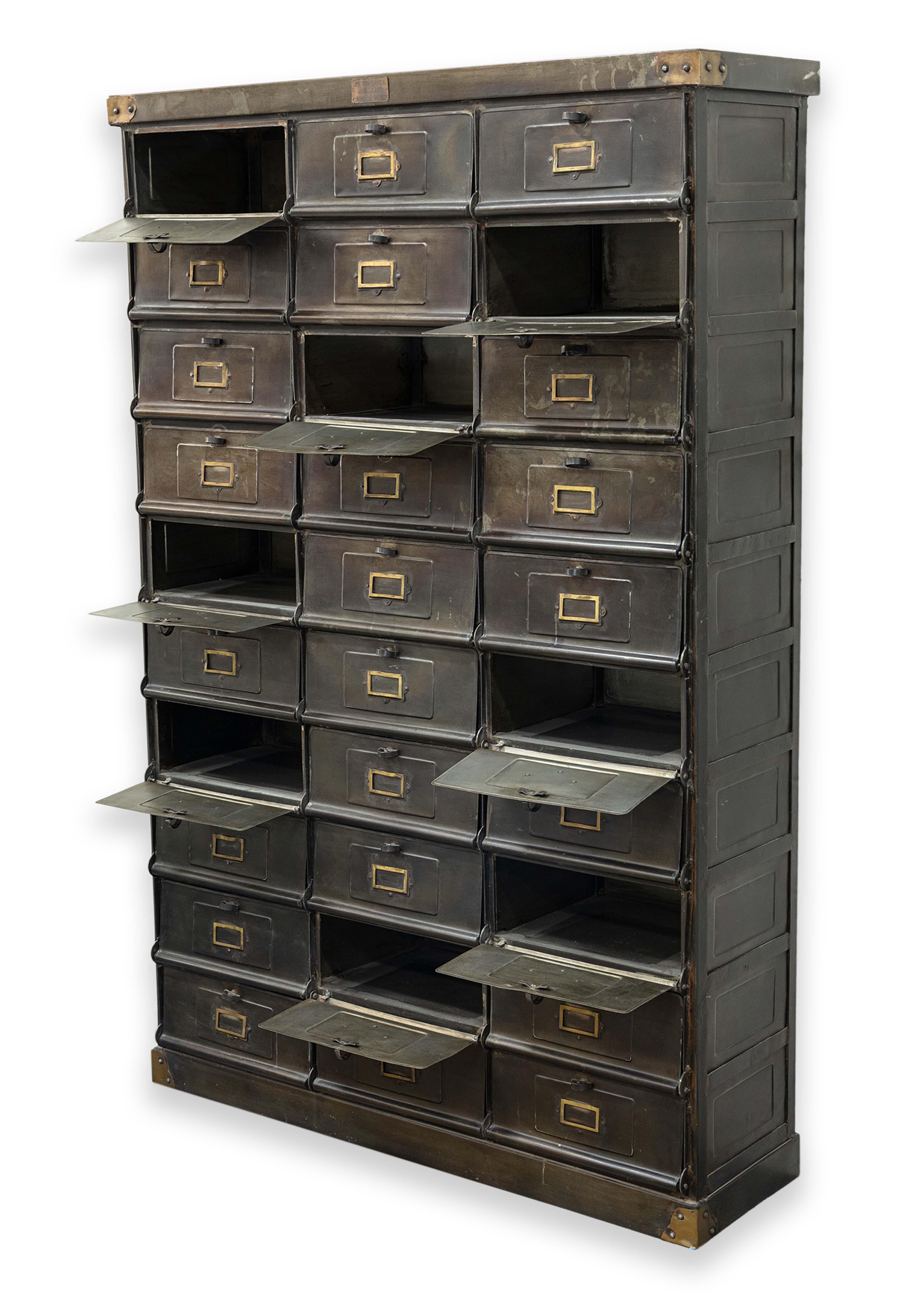 Antique 1920s Industrial French Steel Cabinet by Strafor of Strasbourg For Sale 7