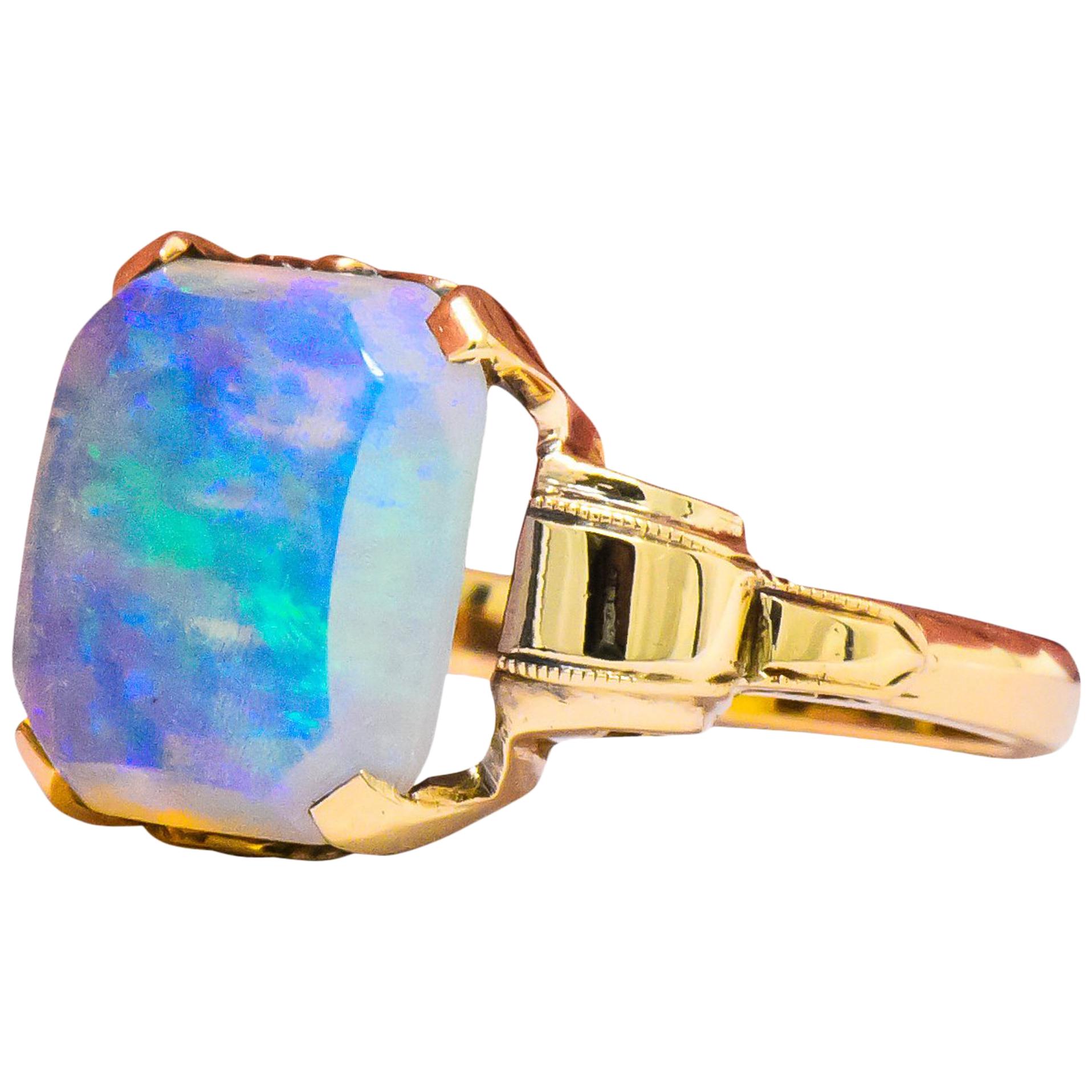 Antique 1920s Jelly Opal 10 Karat Gold Art Deco Ring