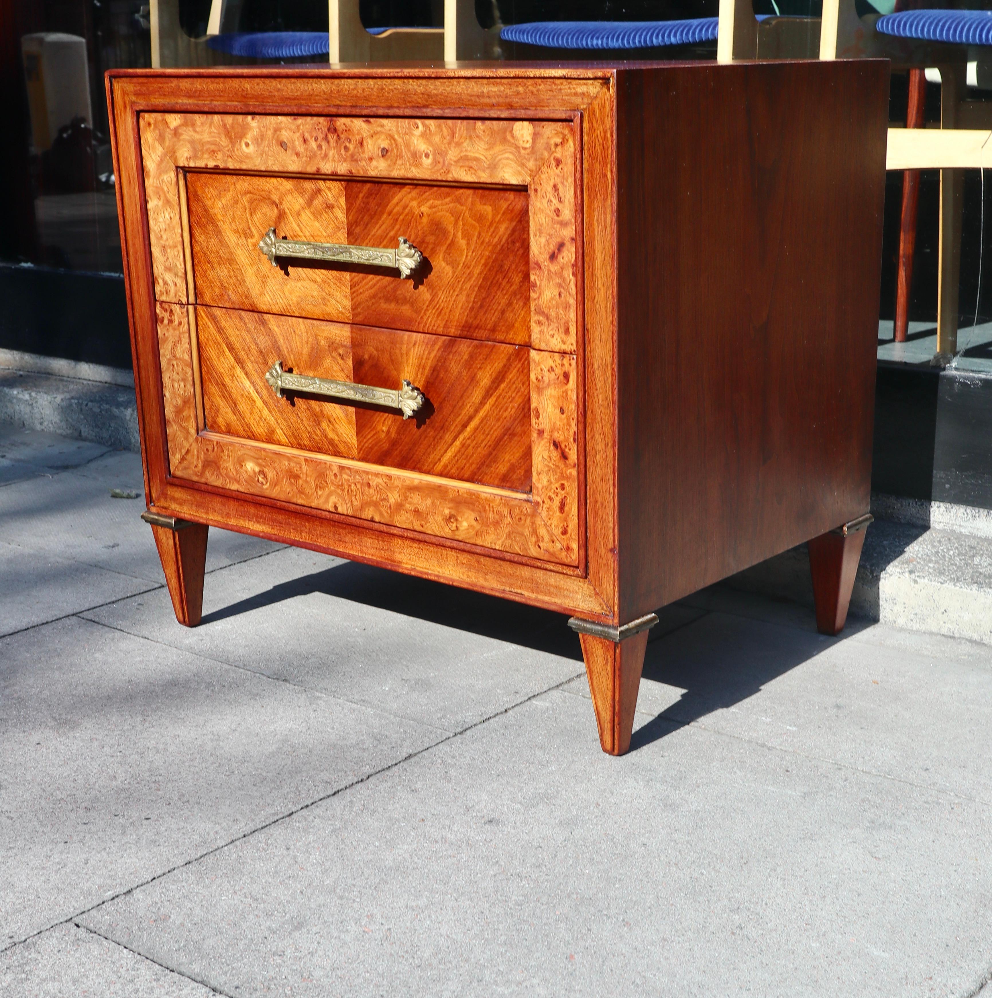Antique 1920s Mahogany & burr Walnut nightstand/Chest Of two Drawers For Sale 7