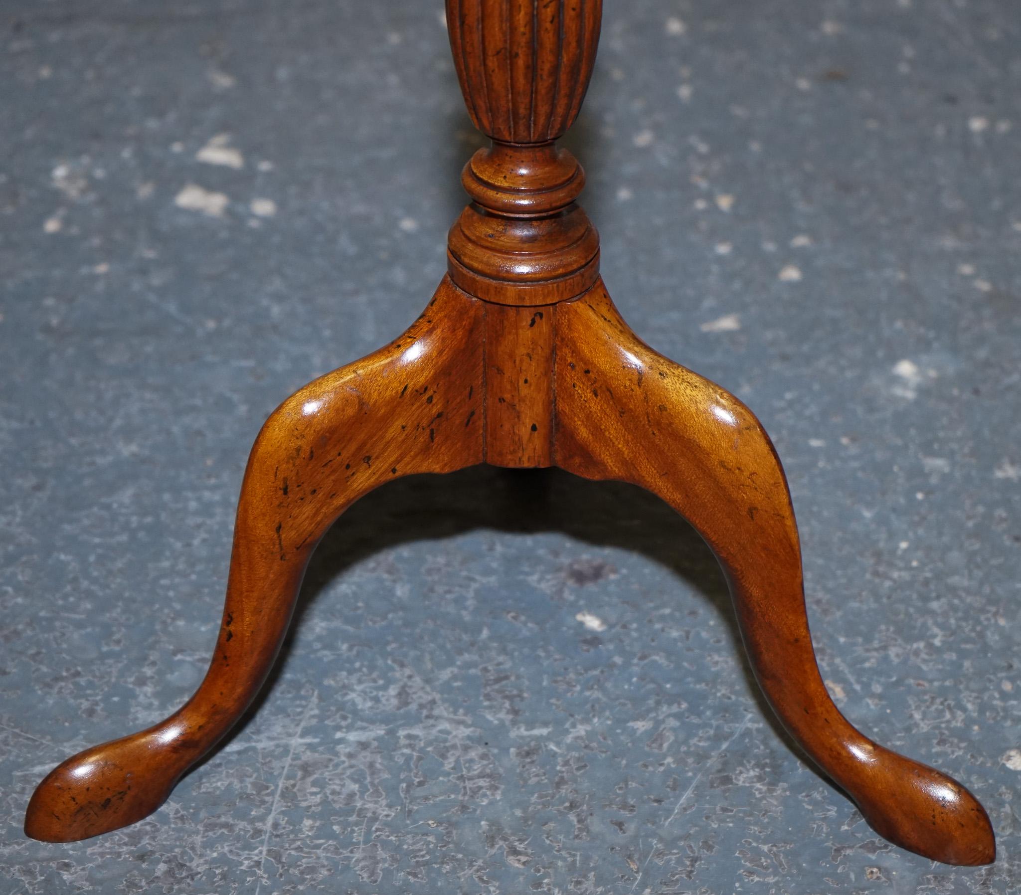 ANTIQUE 1920's MATCHED BROWN LEATHER TOP PAIR OF WINE END SIDE TABLE TRiPOD BASE For Sale 1
