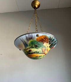 Ancienne lampe à suspension en verre opalin des années 1920 avec abat-jour paysage peint à la main
