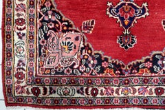Antique 1920s Persian Kazvin Wool Rug in Warm Red Tones 4.4' x 5.9' - 1C1229