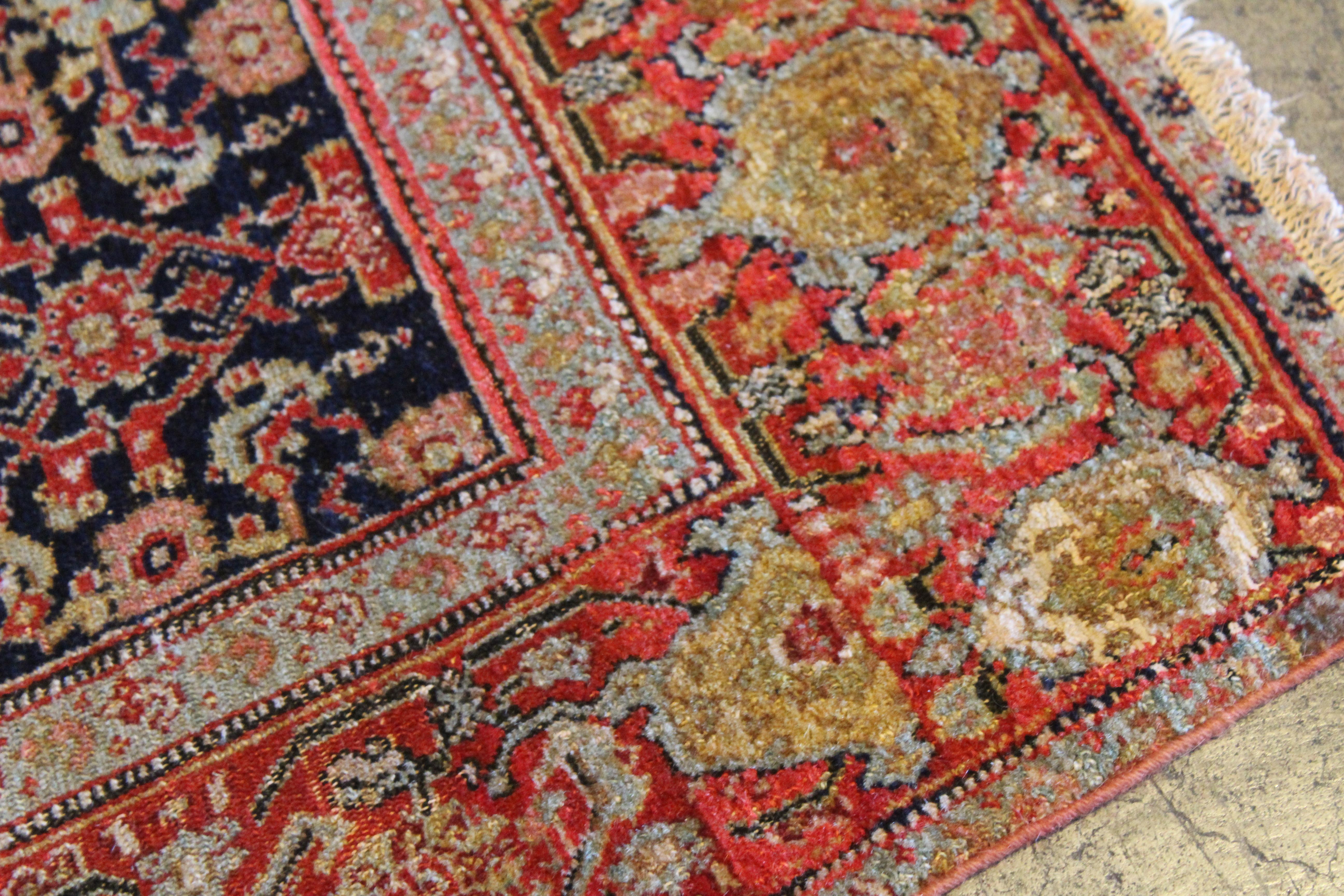 Antique 1920s Persian Senneh Rug For Sale 7