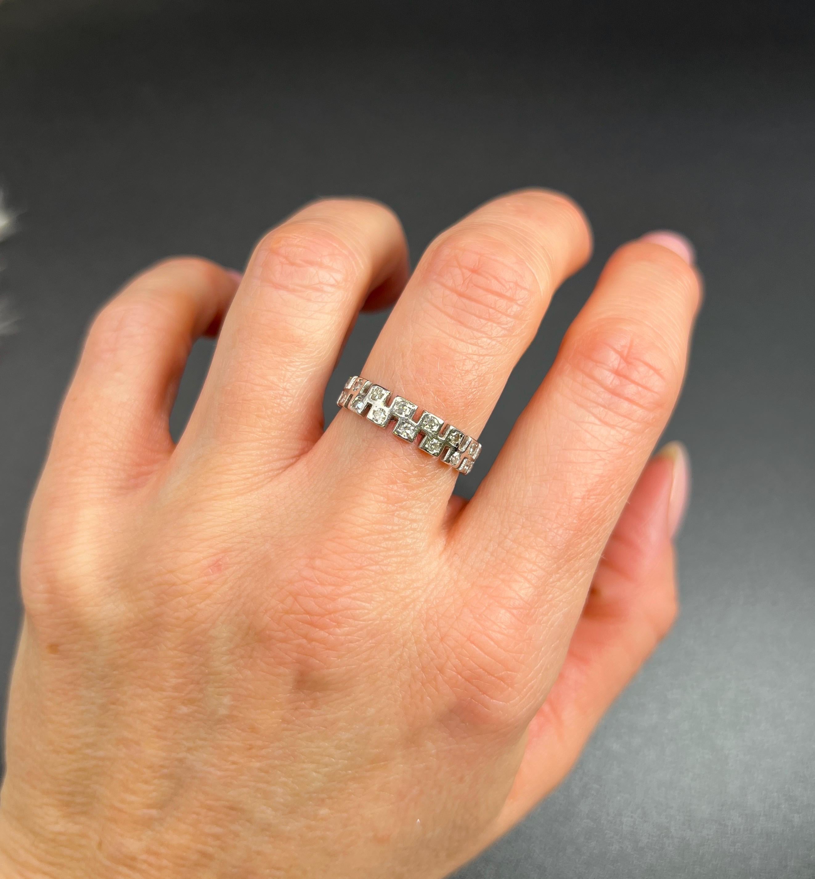 Antique 1920s Platinum Fancy Cut-Out Diamond Eternity Ring, Wedding Band Ring For Sale 4