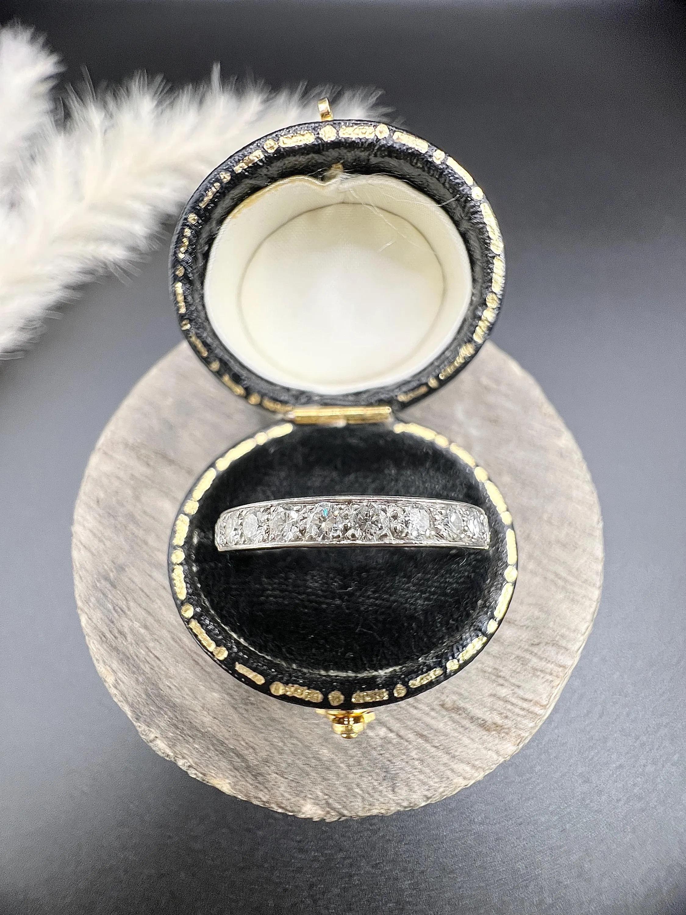 Antique 1920s Platinum French Hallmarked, 2 Carat Full Diamond Eternity Ring im Angebot 4