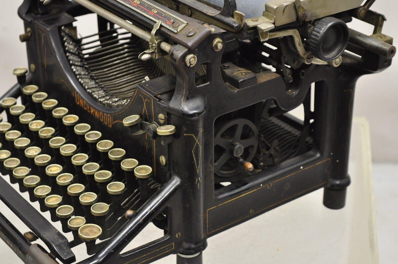 Metal Antique 1920s Underwood Typewriter Standard Typewriter No. 5