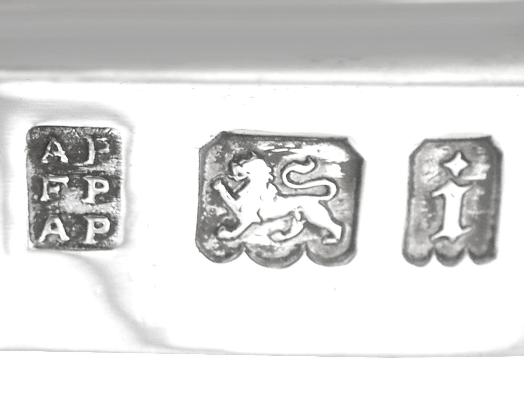 Set Café Au Lait in argento Sterling stile Giorgio II degli anni '20 in vendita 5