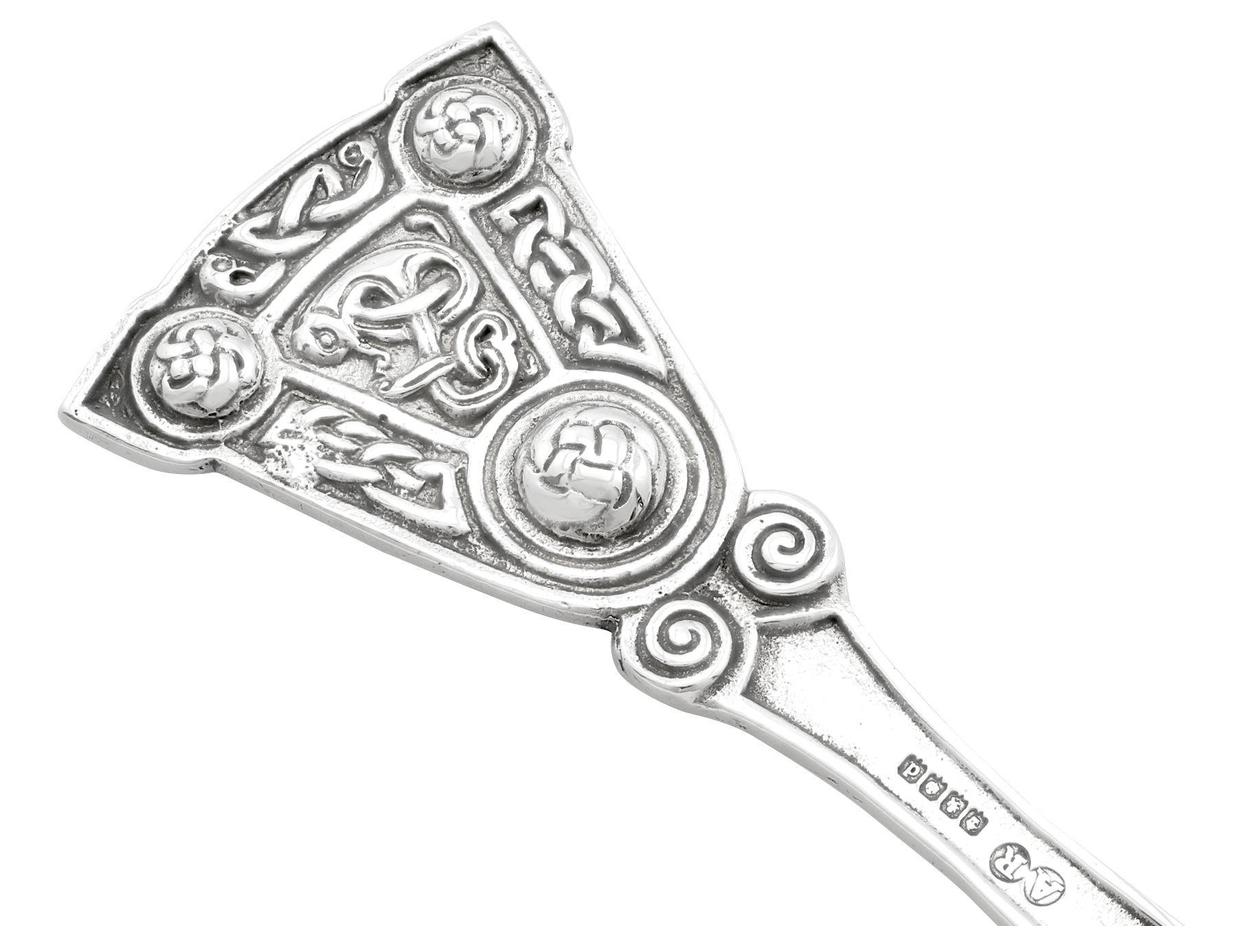 Early 20th Century 1926 Scottish Sterling Silver Caddy Spoon For Sale