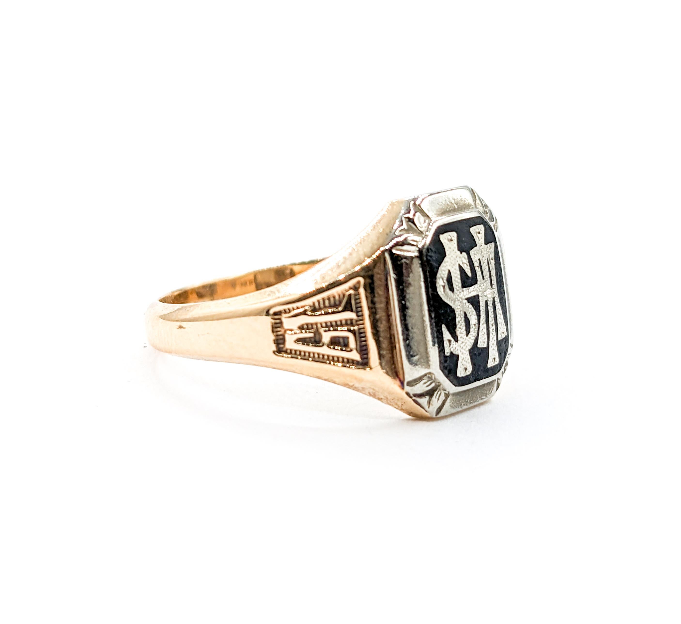 Antique 1927 Class Ring in Yellow Gold  For Sale 5