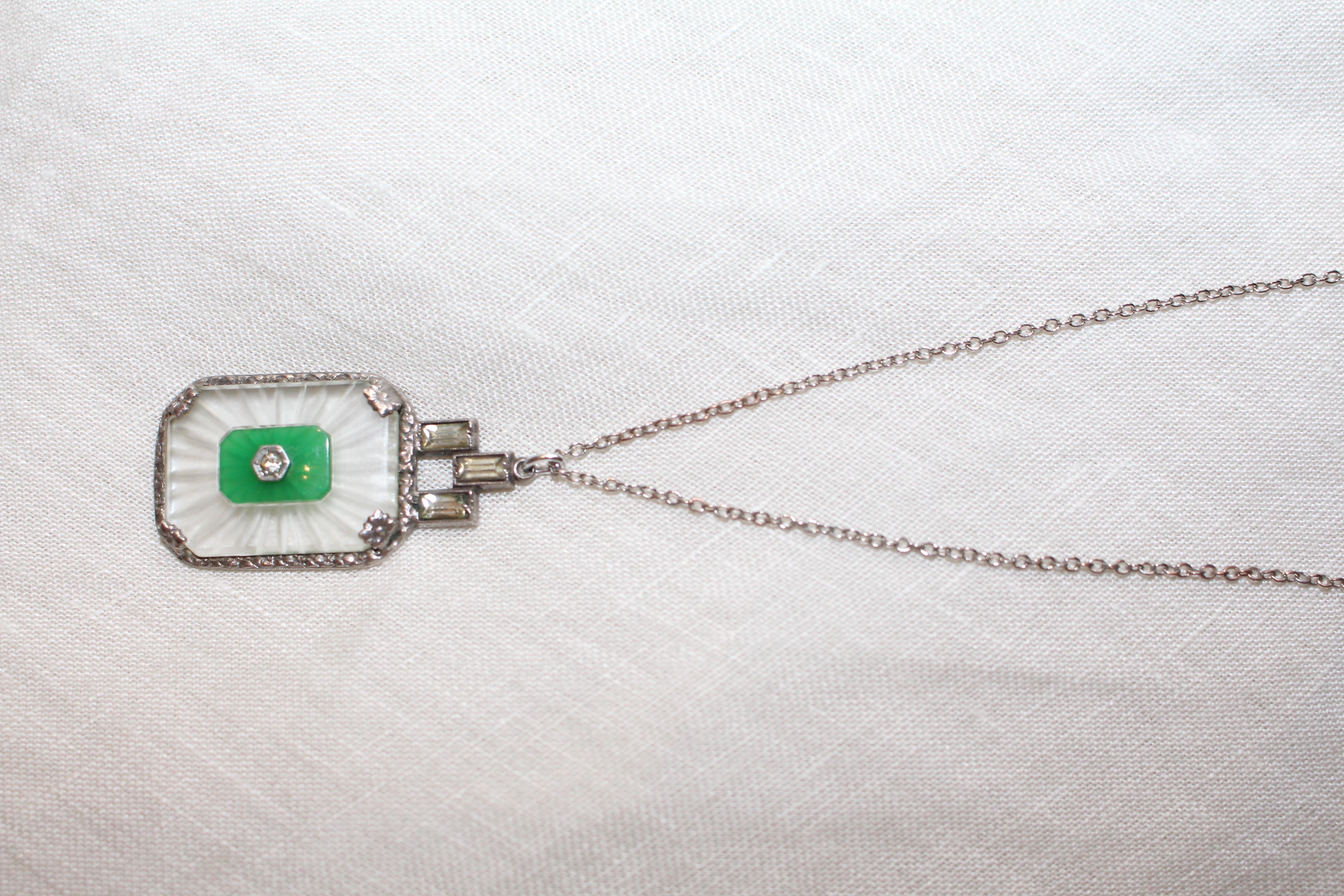 European 1930 Art Deco Paste Jade Glass Drop Pendant Necklace Sautoir Silver Chain For Sale