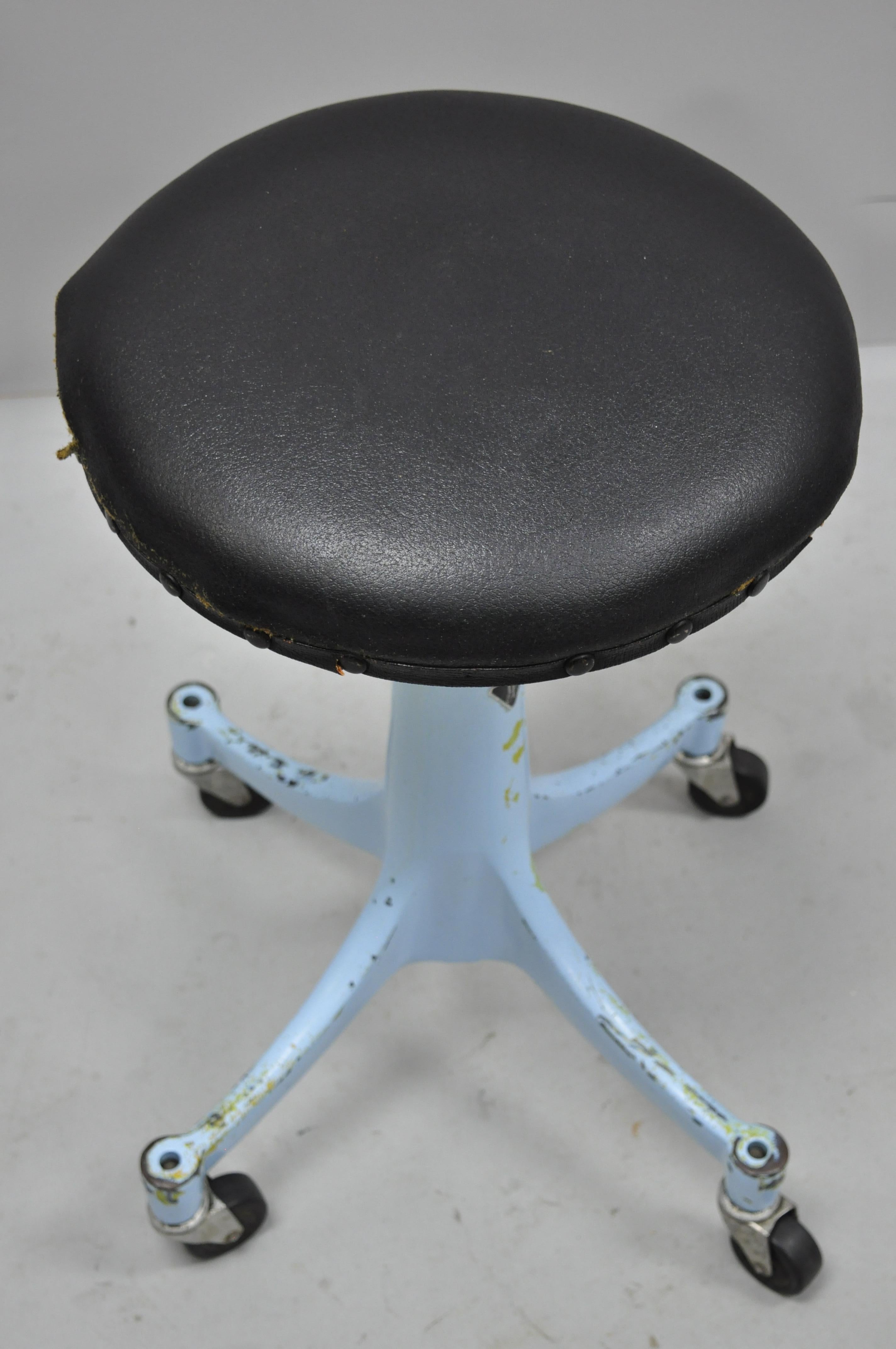 Antique 1930s Bausch & Lomb Optical Blue Industrial Medical Adjustable Stool In Good Condition In Philadelphia, PA