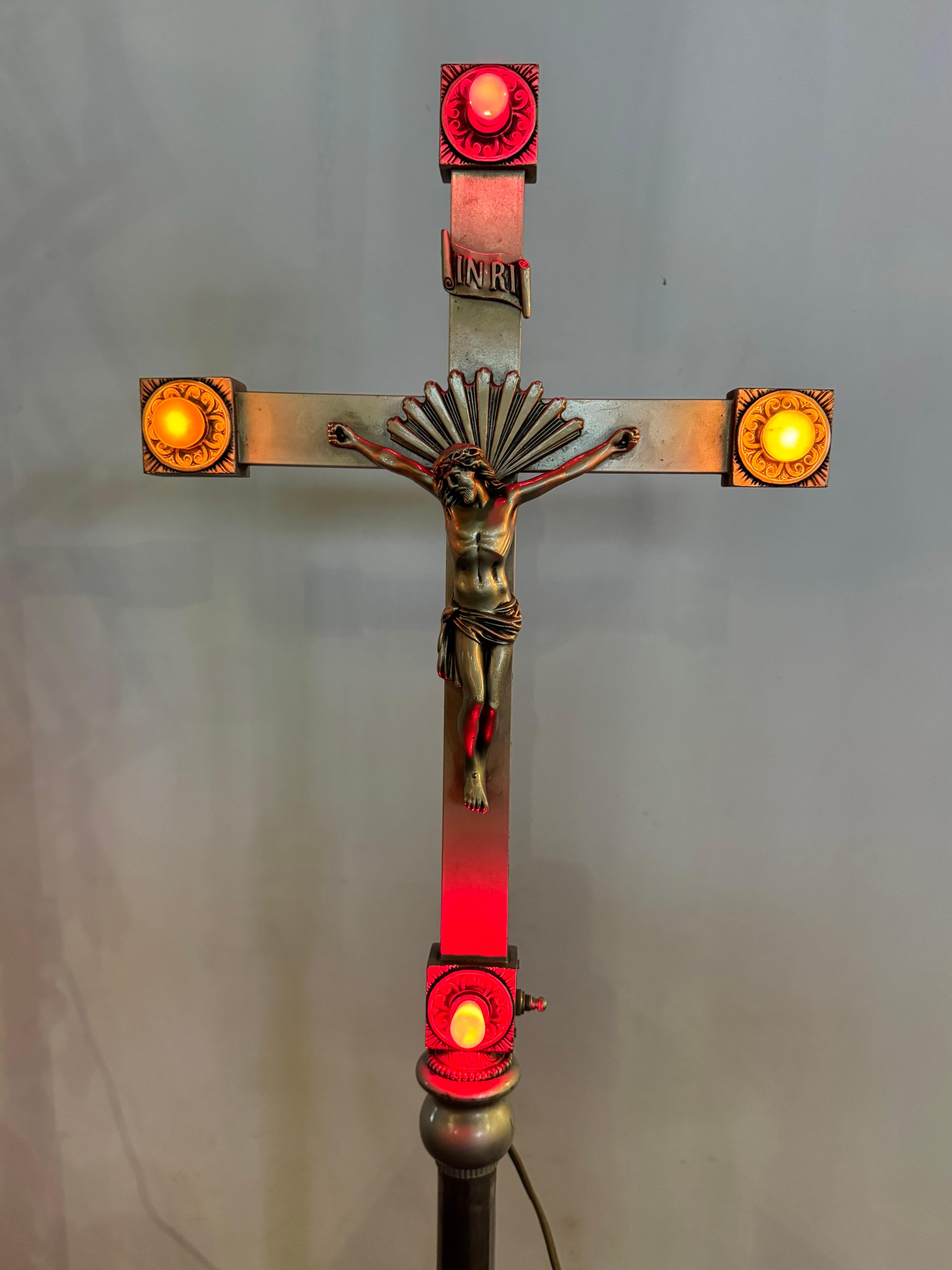 Antique 1930's Cast Aluminum Church / Funeral Light Up Crusifix For Sale 3