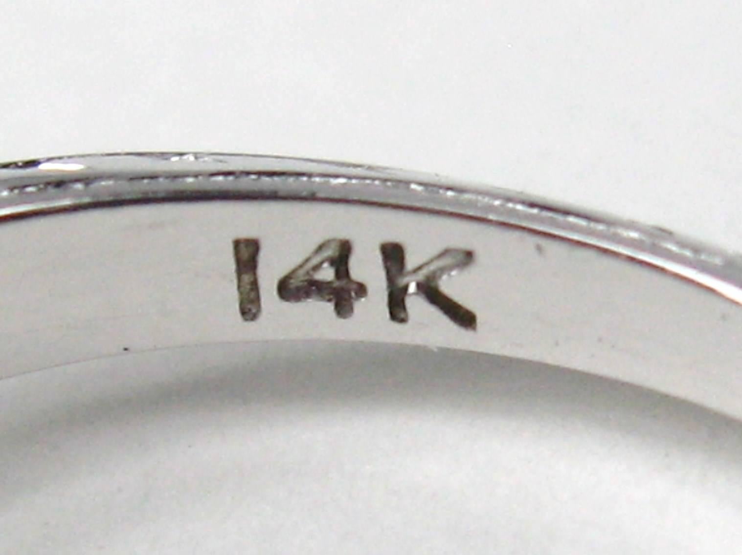 Antique 1930s Cushion Cut Diamond Gold Engagement Ring In Excellent Condition In Wallkill, NY