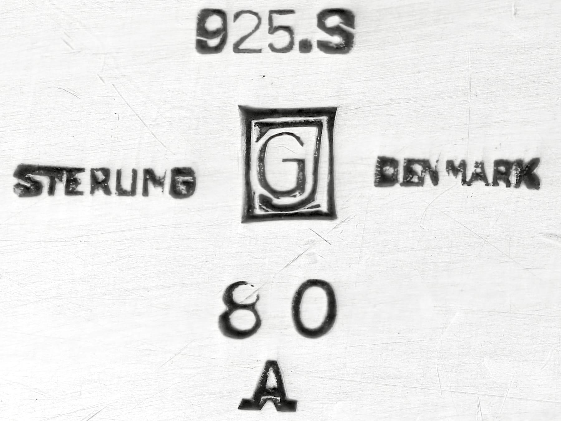 Antike 1930er Jahre Dänische Sterling Silber Kaffeekanne von Georg Jensen im Angebot 3