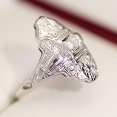 Antique 1930s Diamond Gold Ring